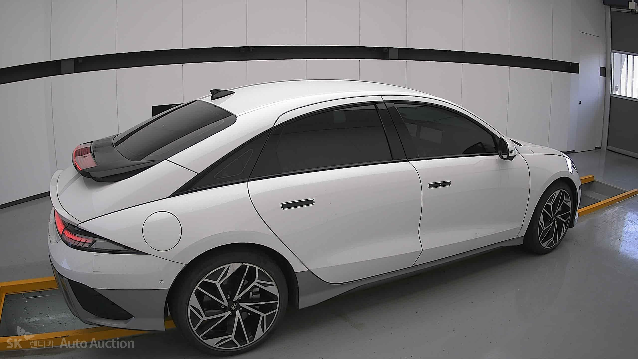 2023 - hyundai ioniq