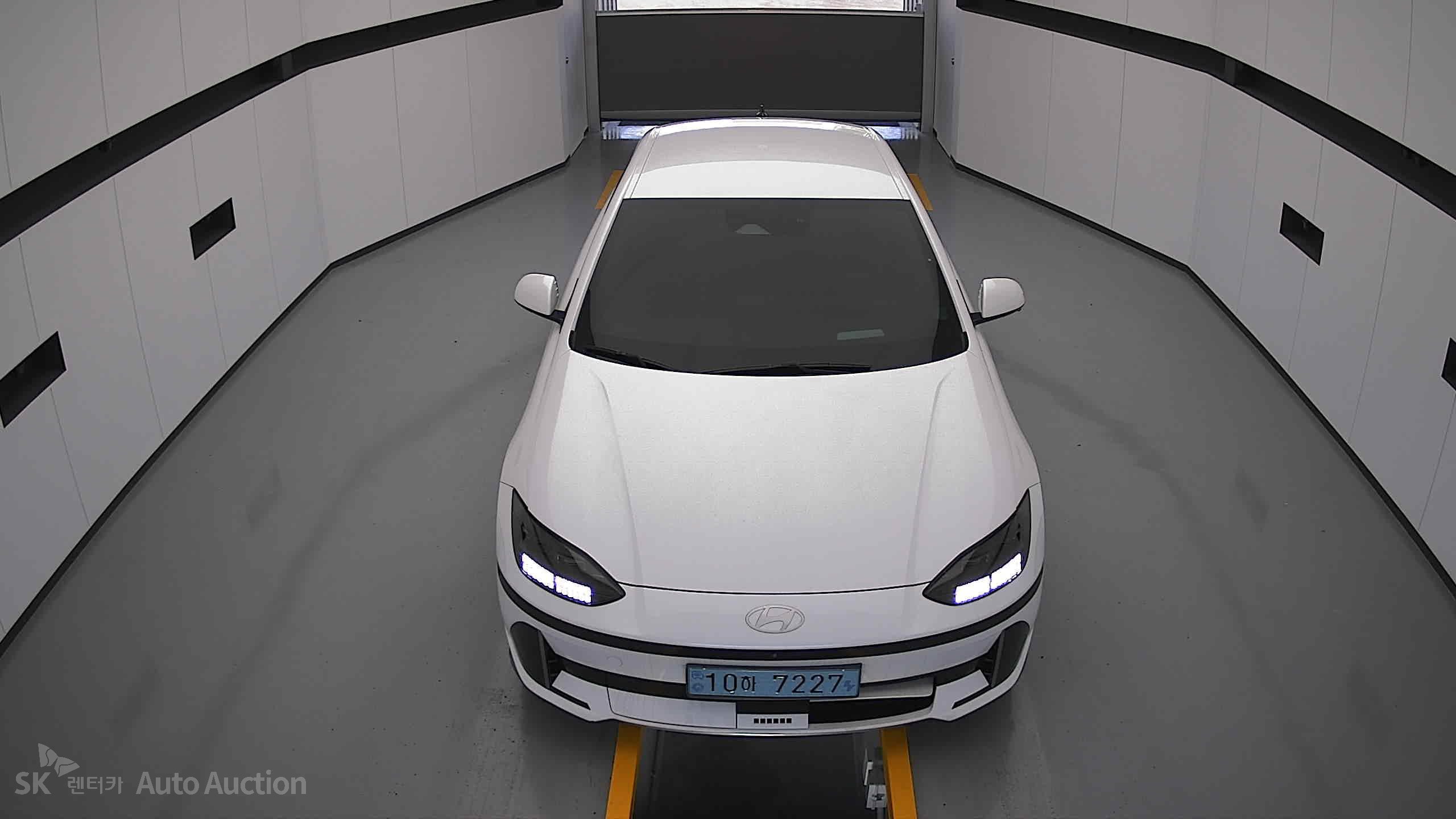 2023 - hyundai ioniq