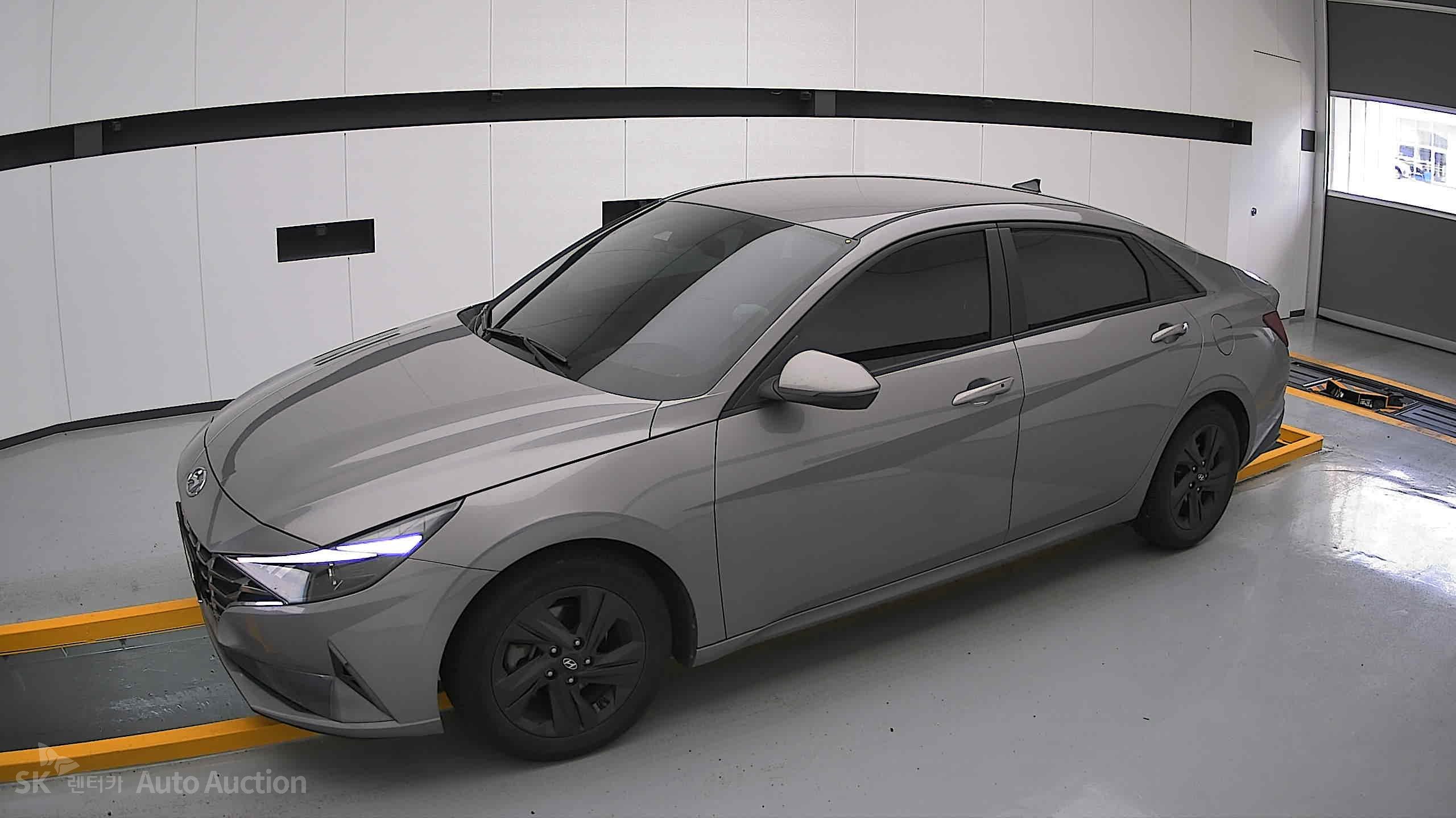 2022 - hyundai avante
