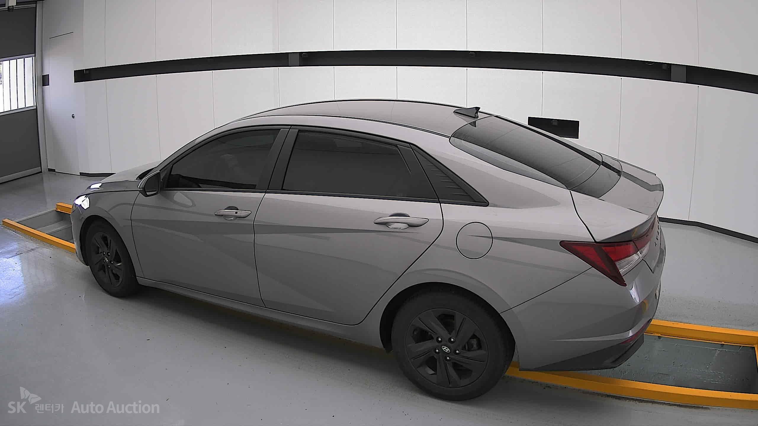 2022 - hyundai avante