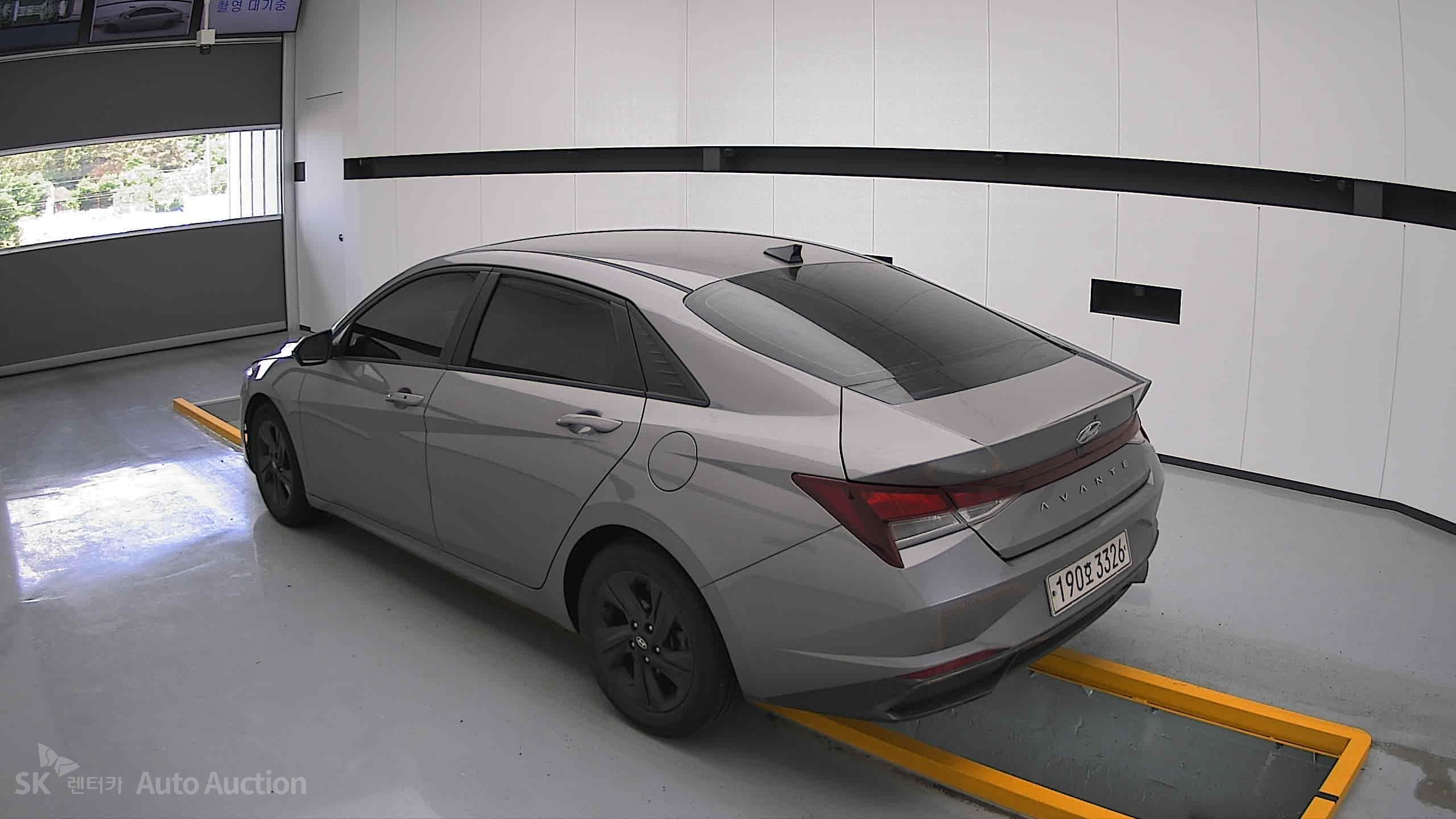 2022 - hyundai avante