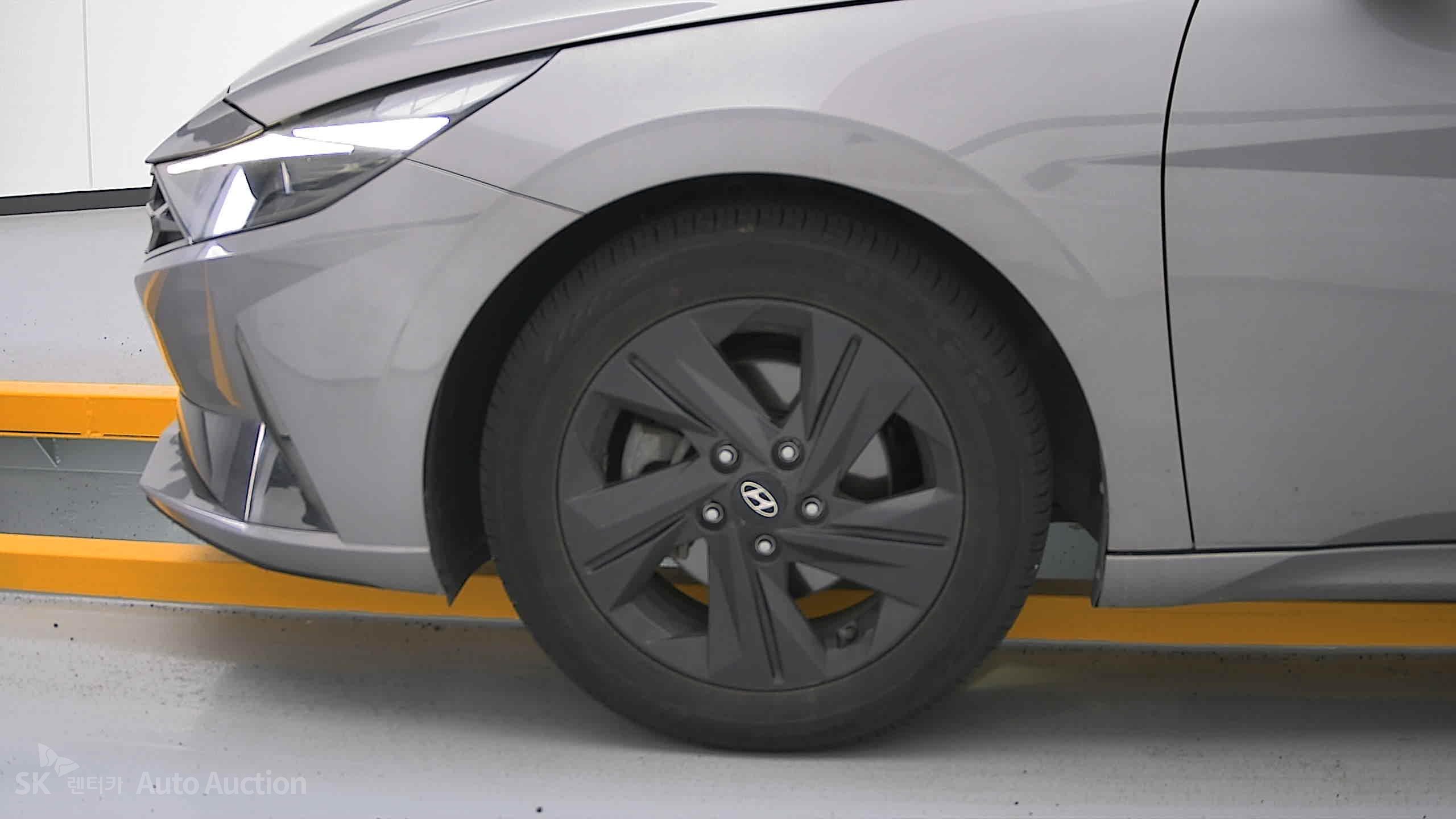 2022 - hyundai avante