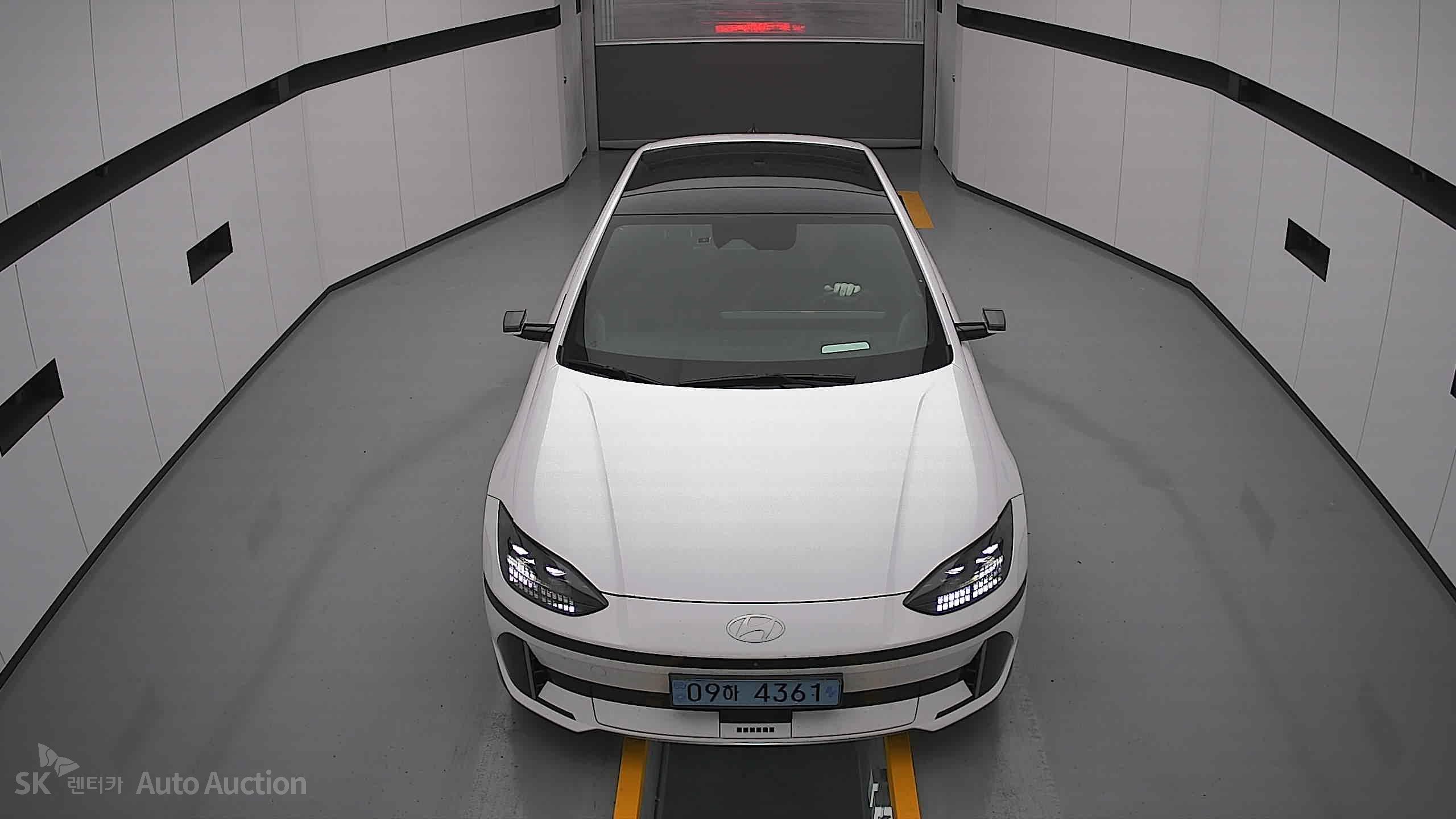 2023 - hyundai ioniq