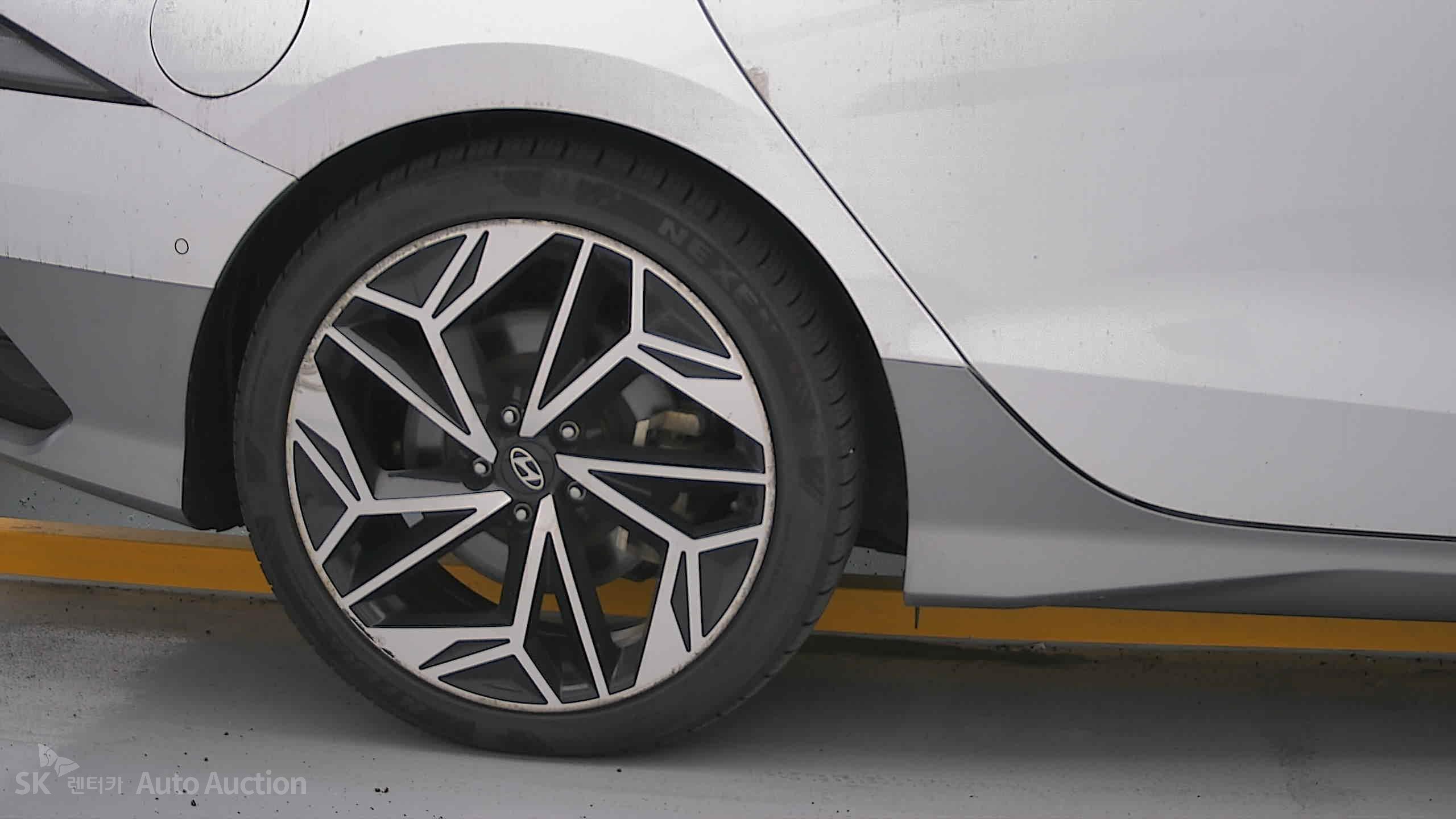 2023 - hyundai ioniq