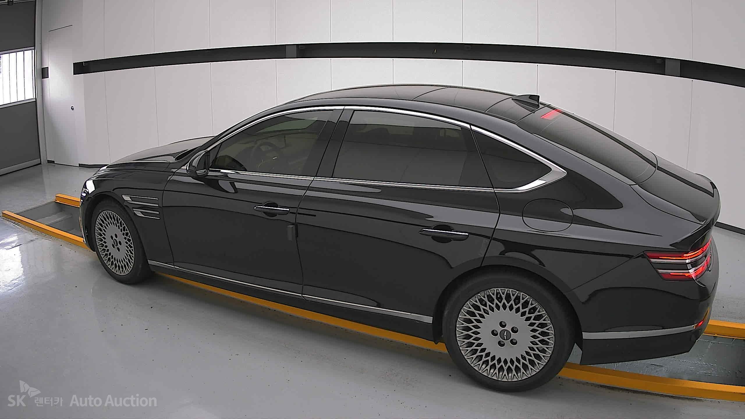 2022 - genesis g80