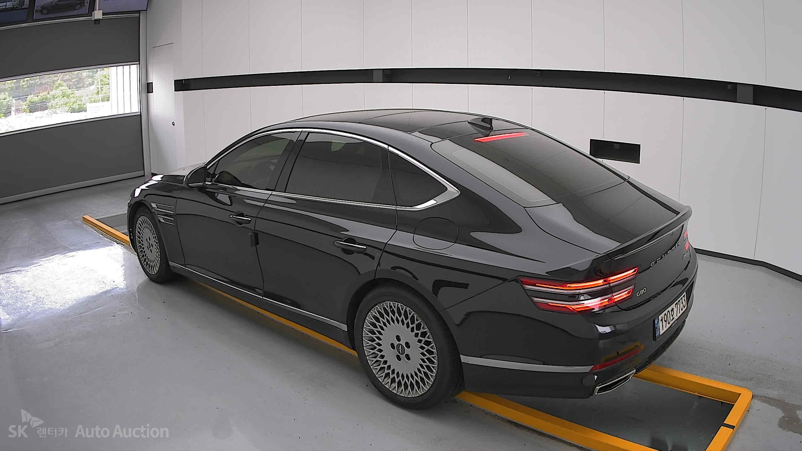 2022 - genesis g80