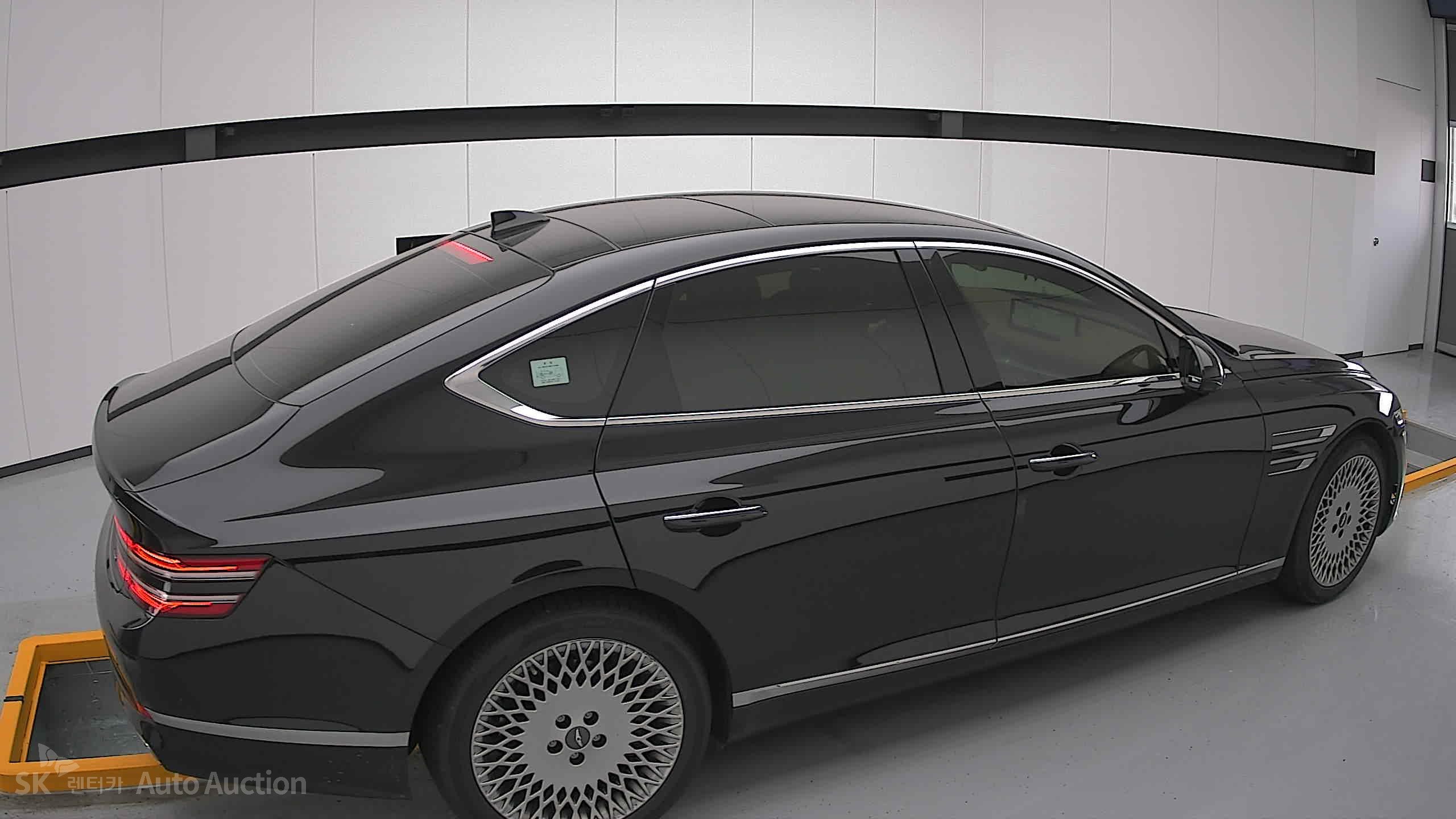 2022 - genesis g80