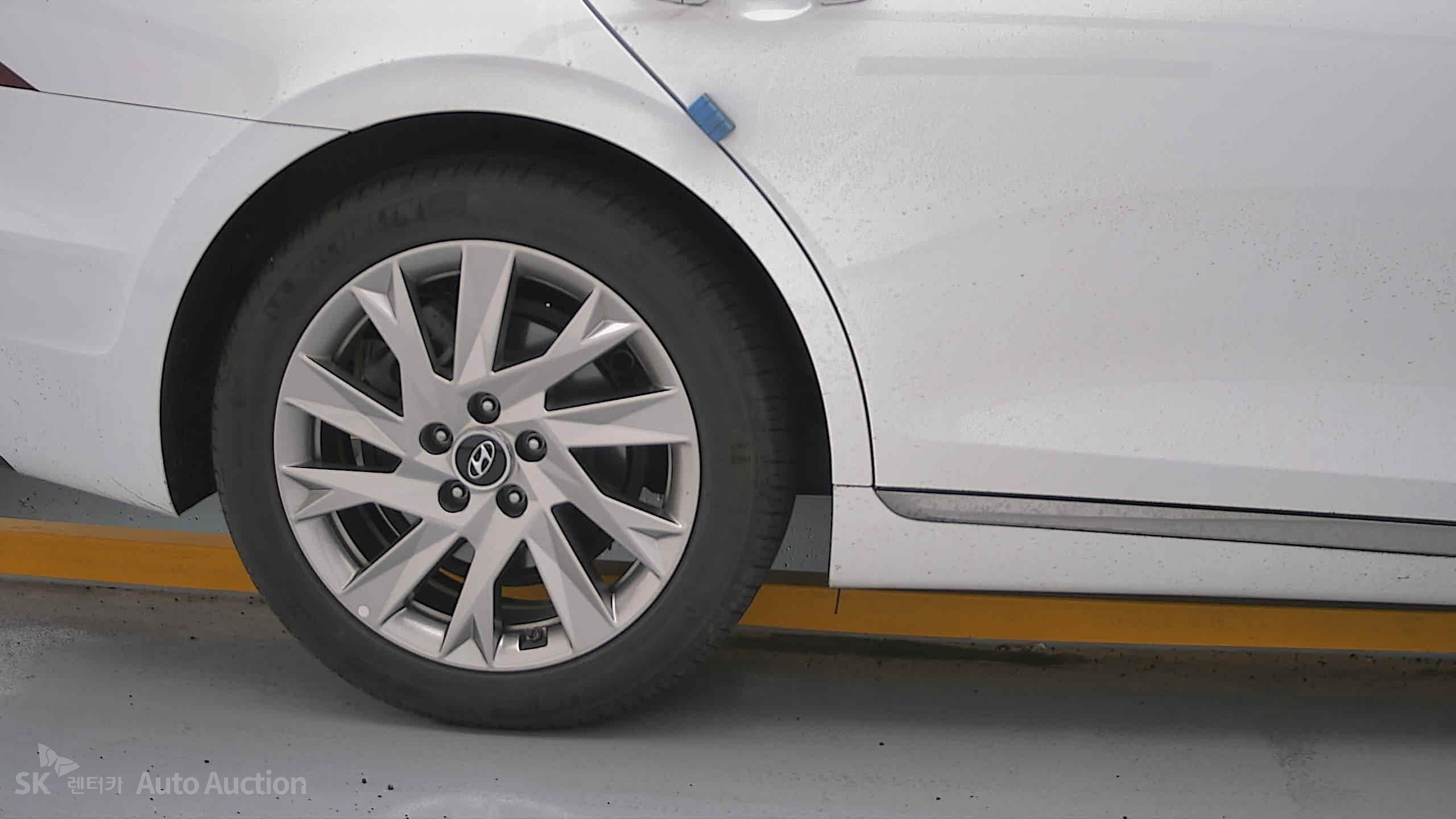 2022 - hyundai grandeur