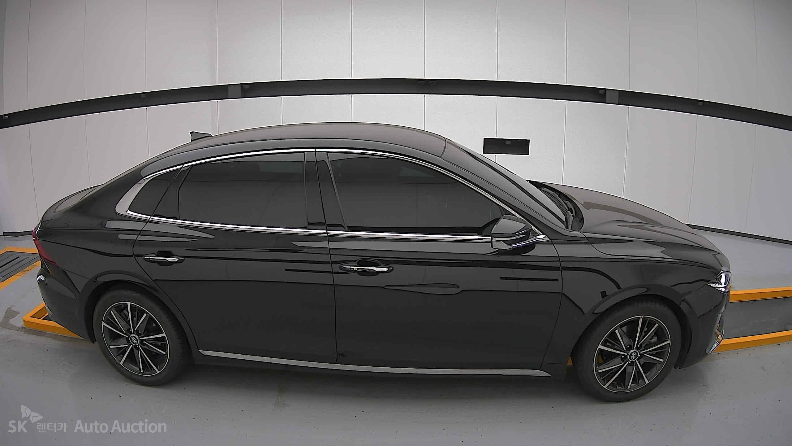 2023 - hyundai grandeur