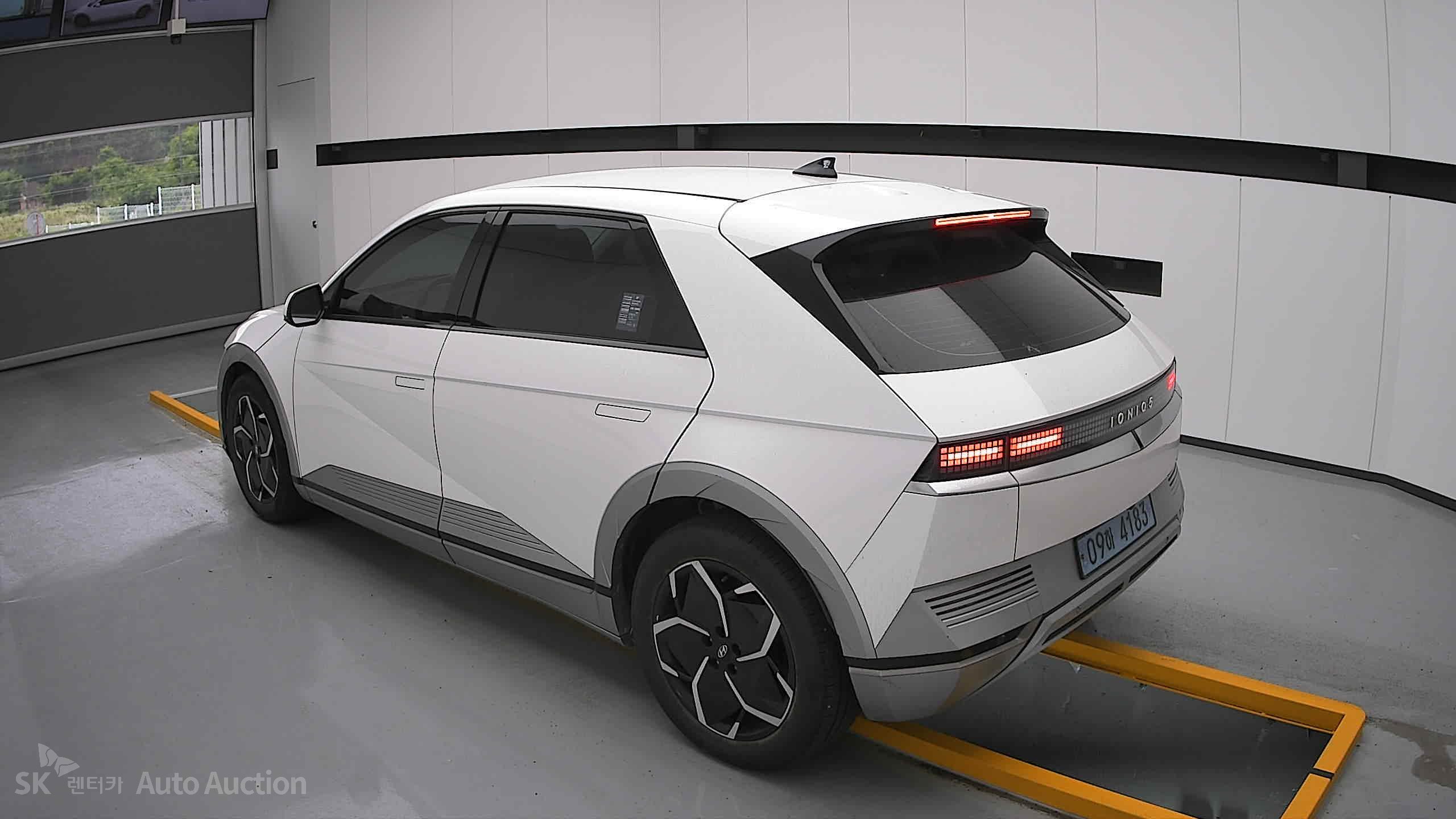2023 - hyundai ioniq