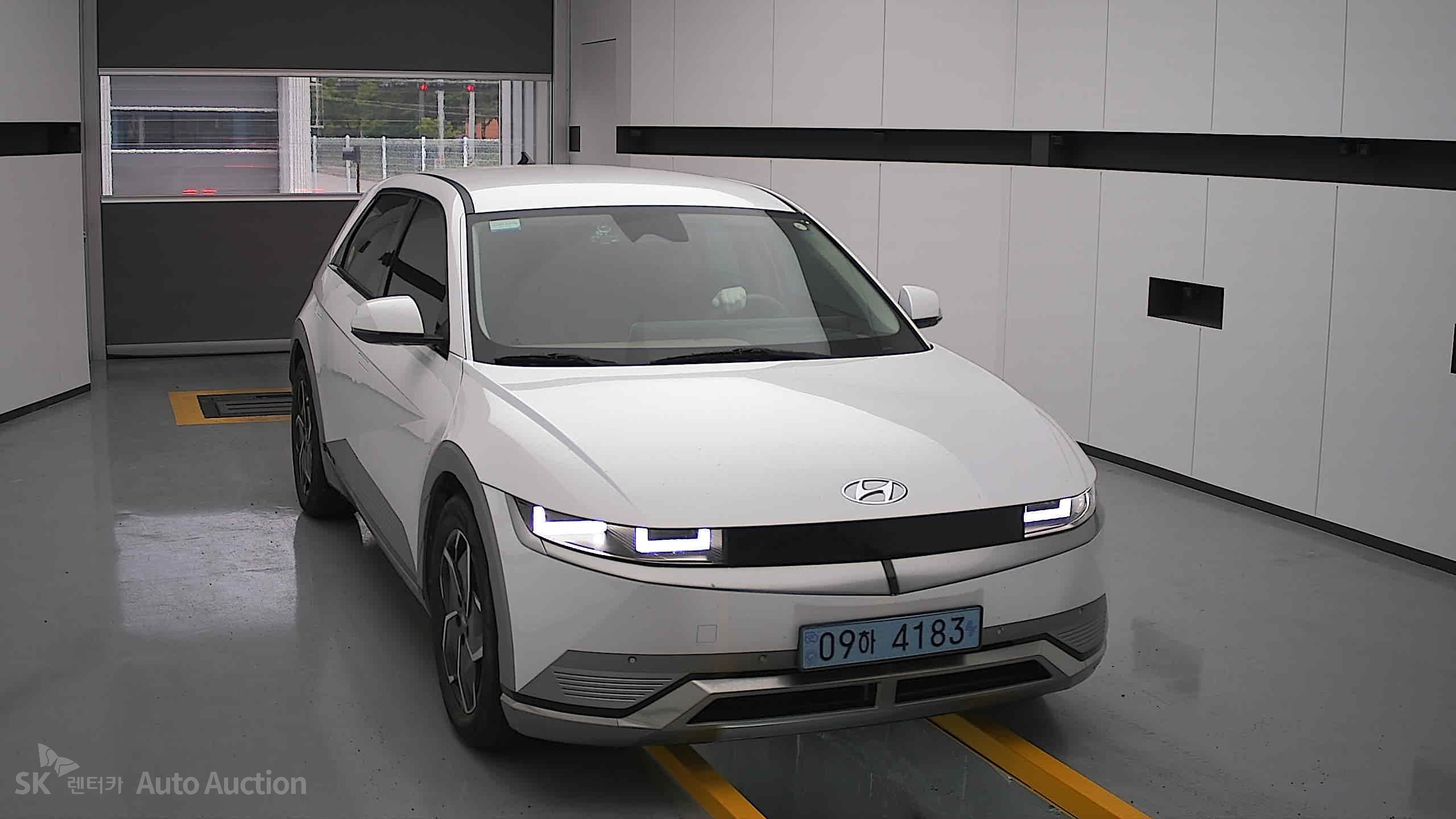 2023 - hyundai ioniq