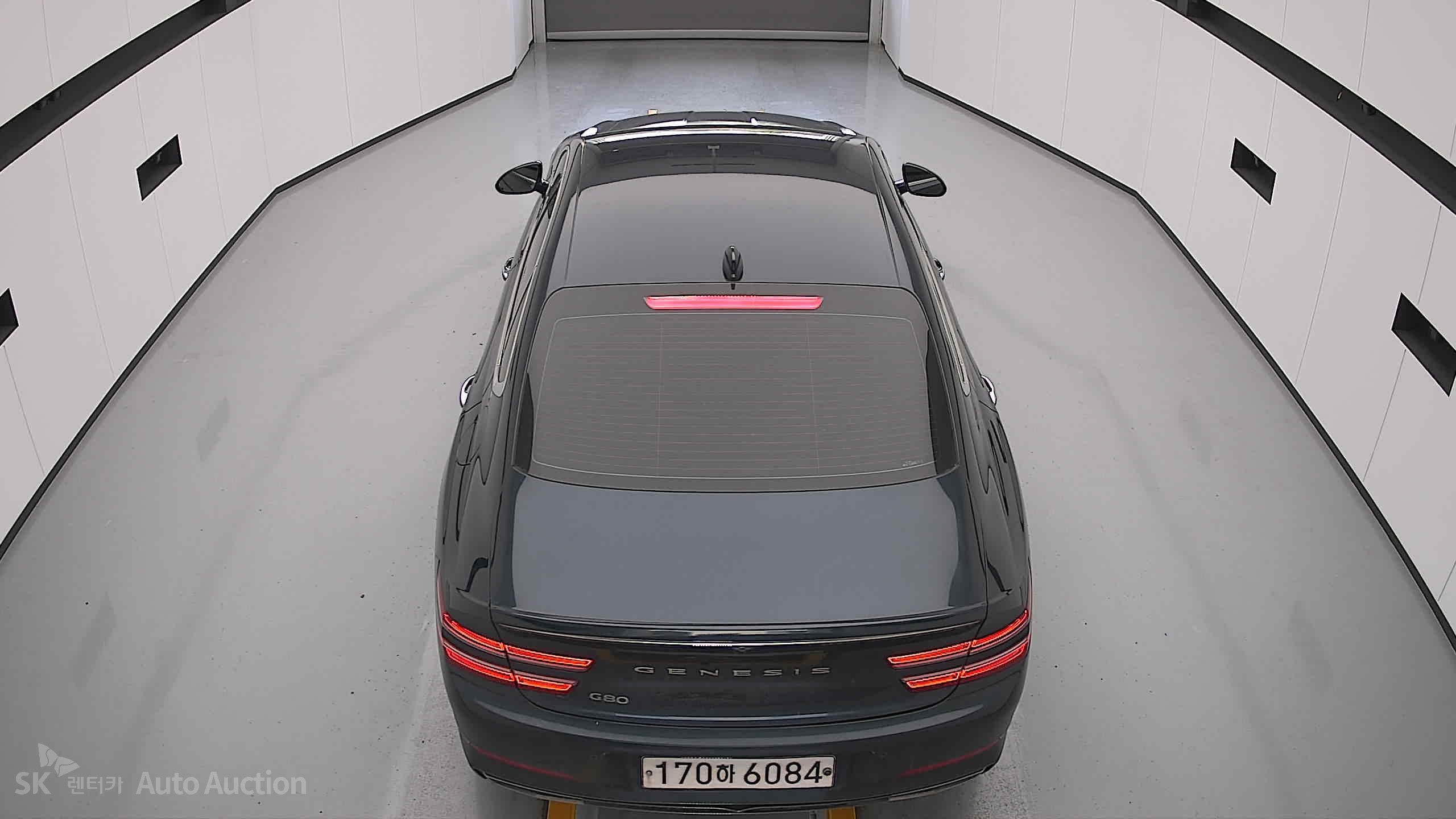 2021 - genesis g80