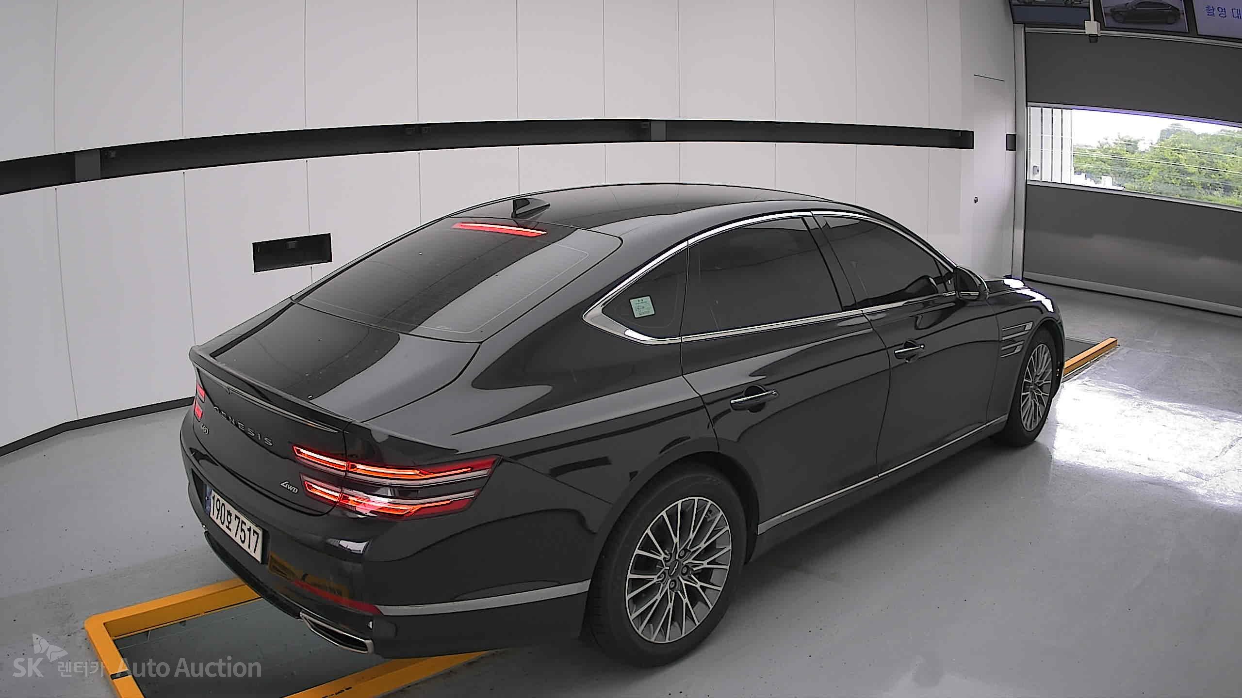 2022 - genesis g80