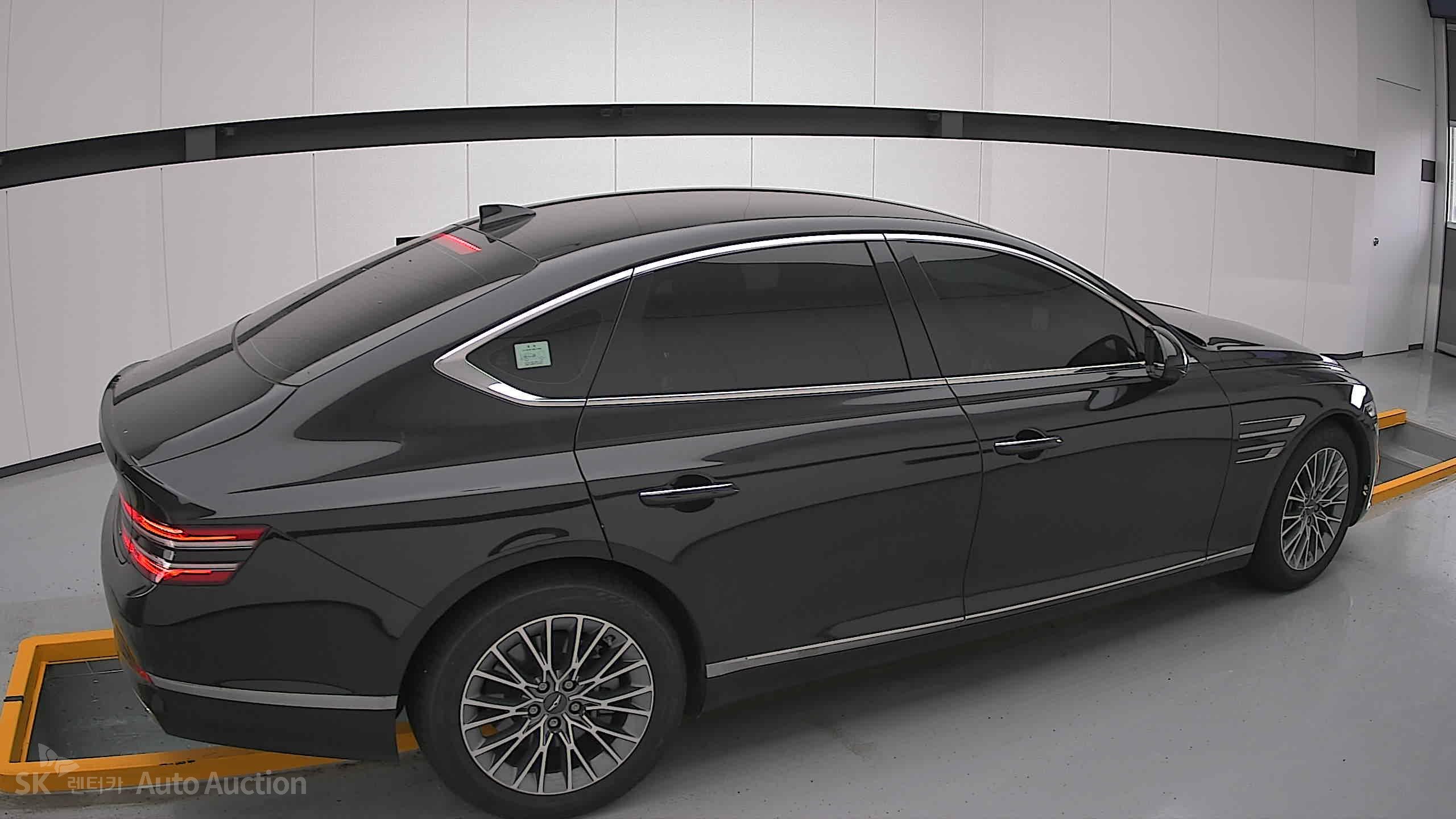 2022 - genesis g80