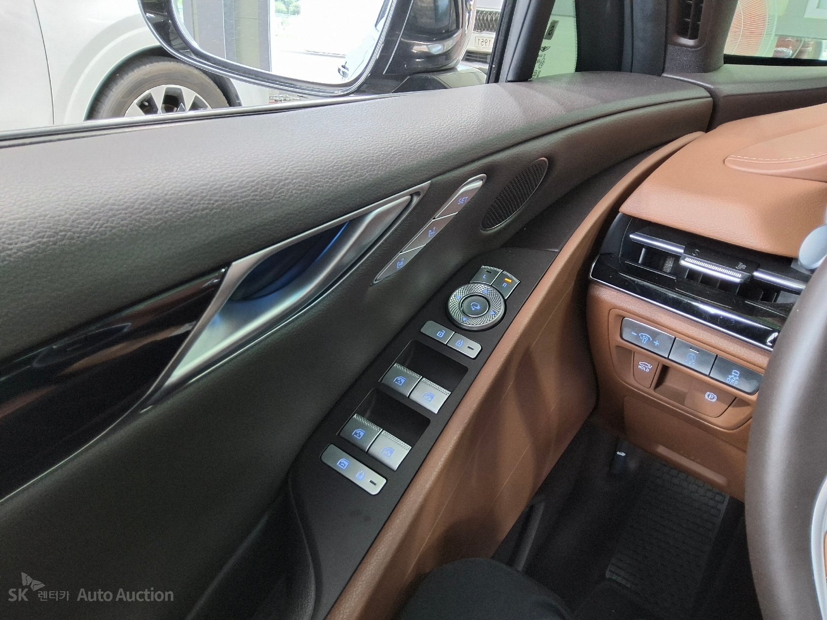 2022 - genesis g80