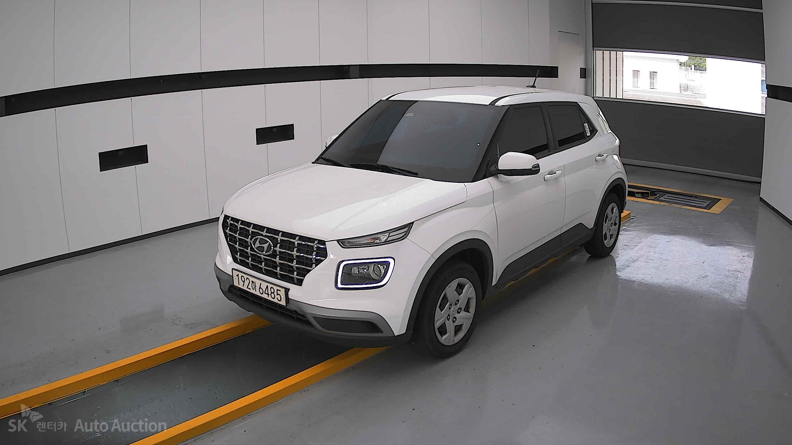 2023 - hyundai venue