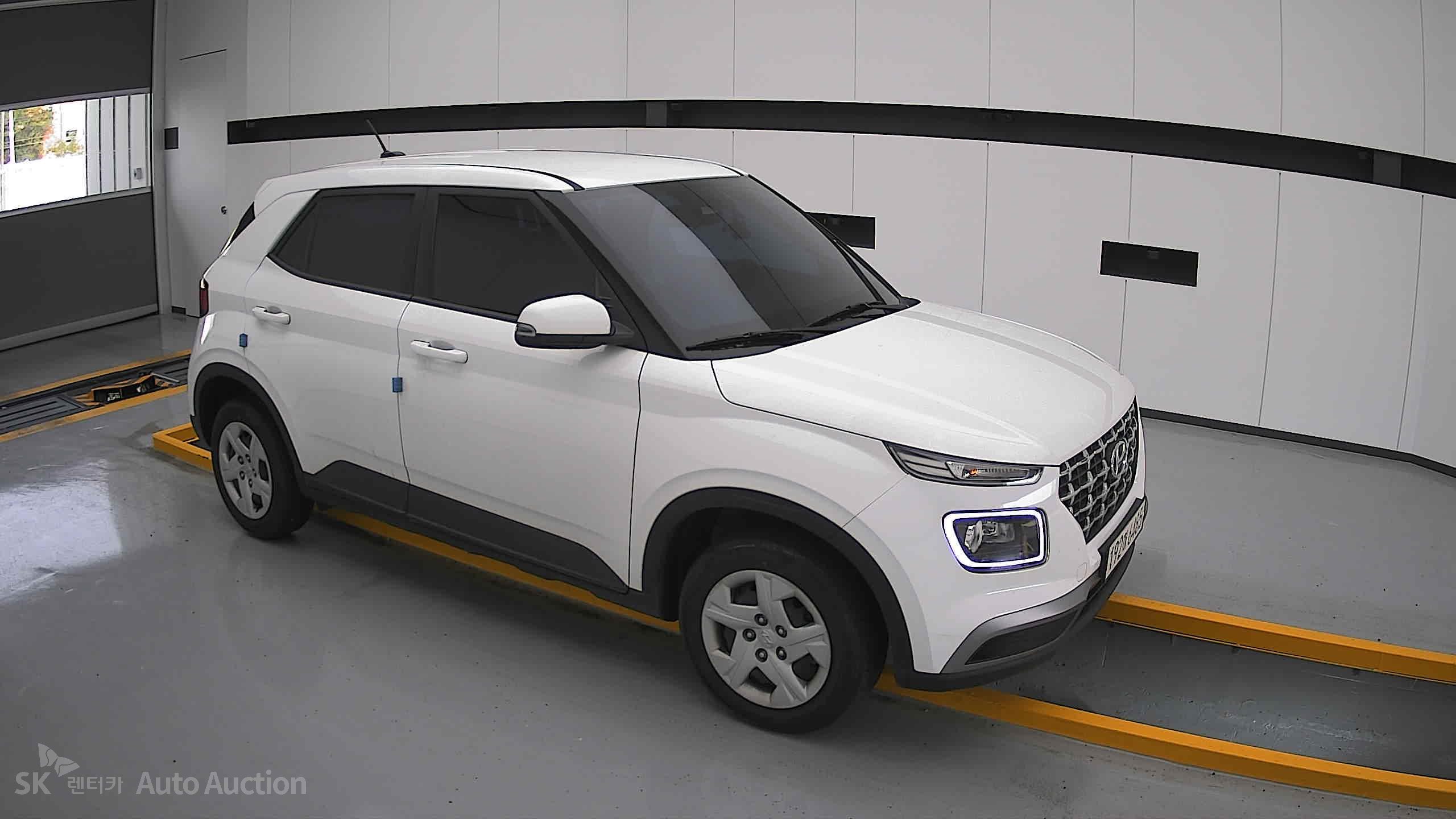 2023 - hyundai venue