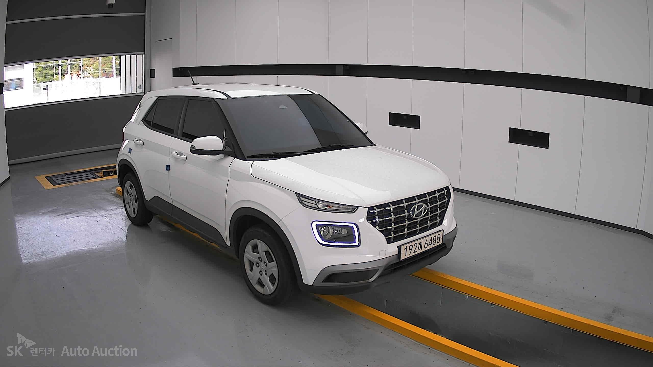 2023 - hyundai venue
