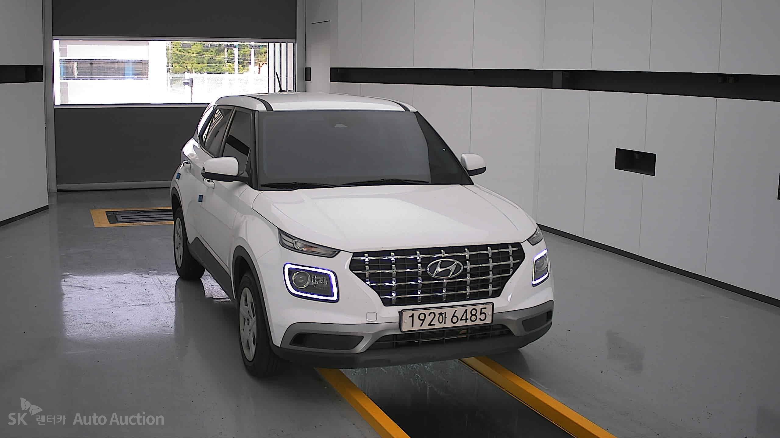 2023 - hyundai venue