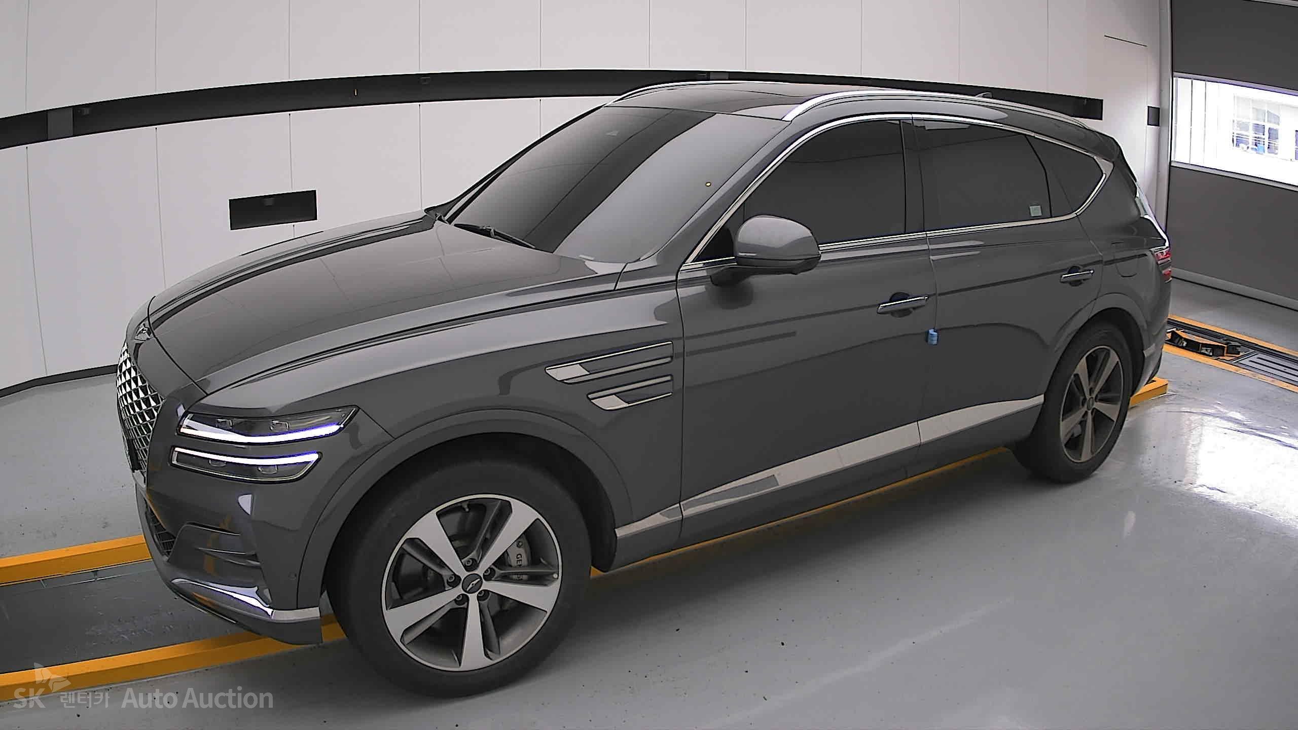 2022 - genesis gv80