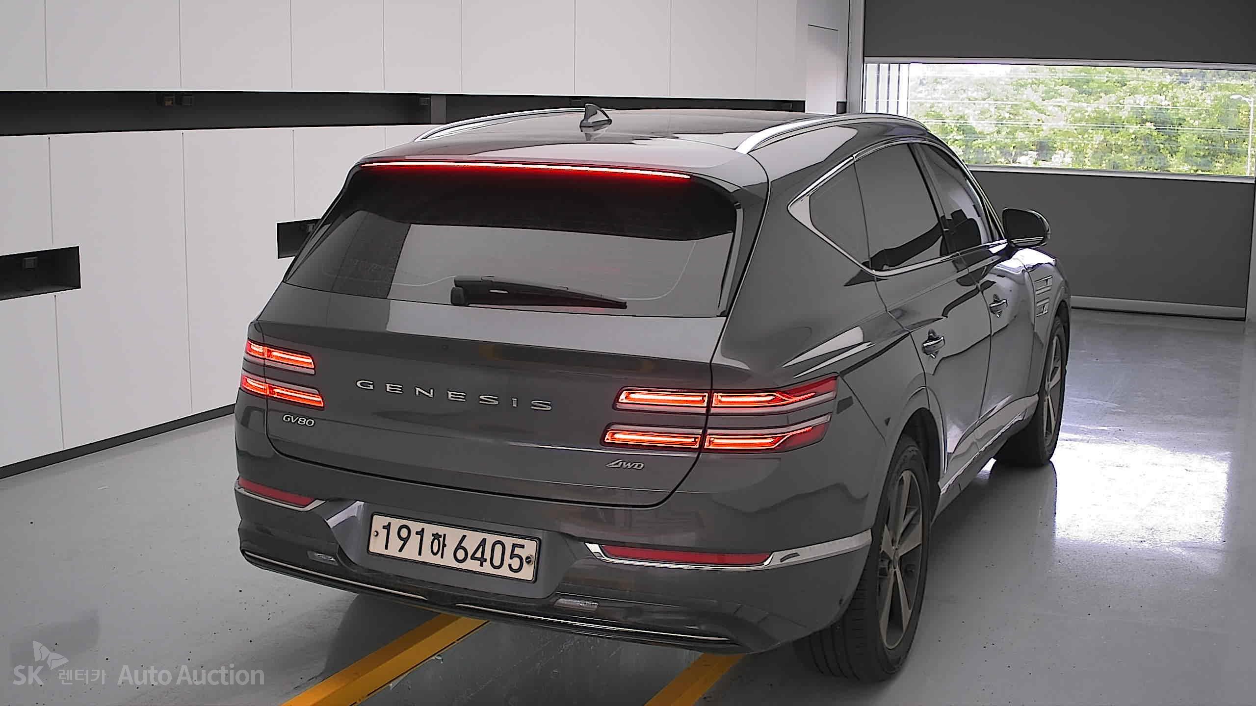 2022 - genesis gv80