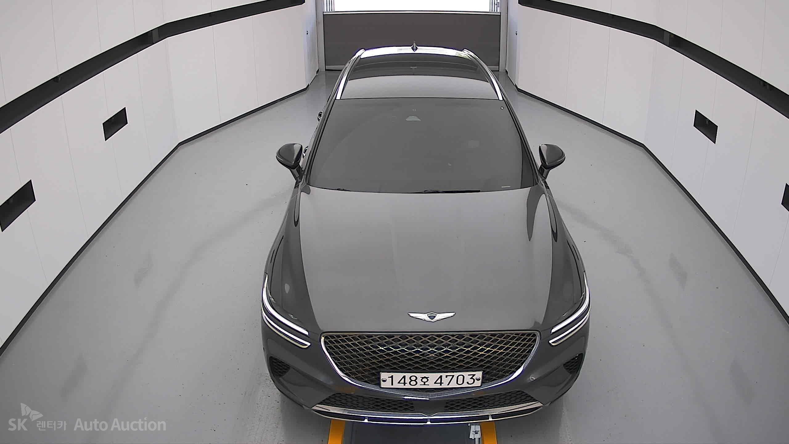 2021 - genesis gv70
