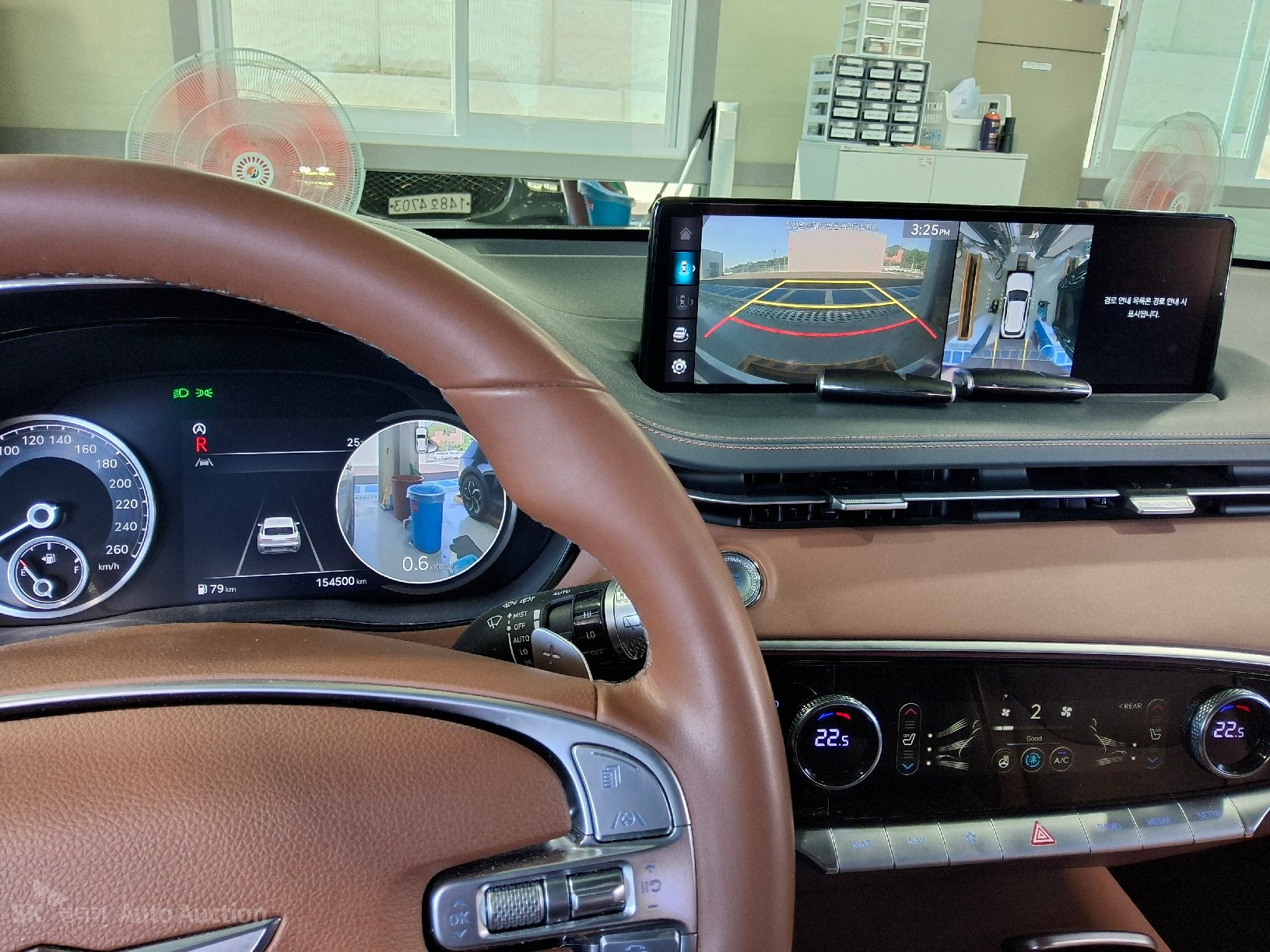 2021 - genesis gv70