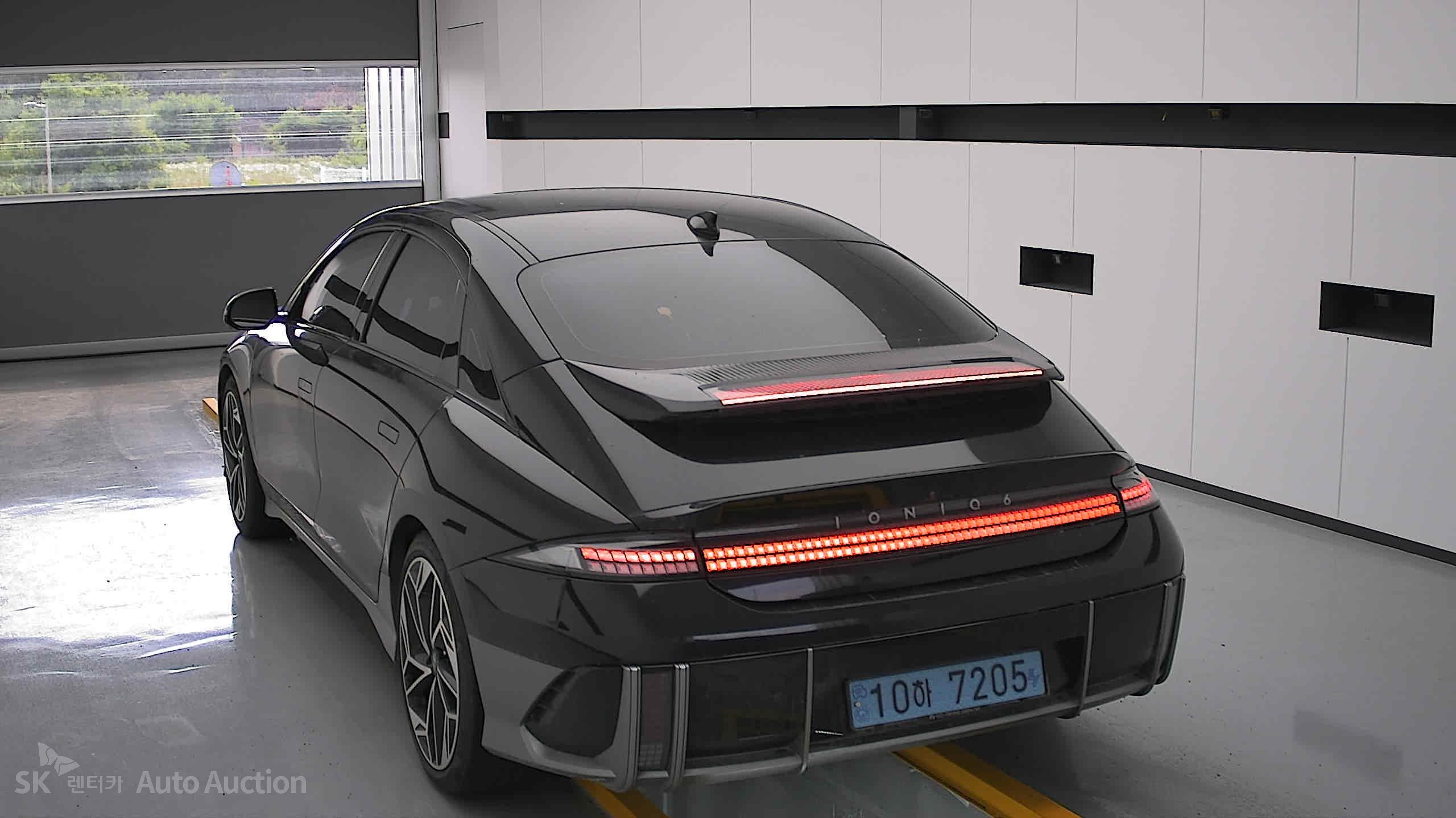 2023 - hyundai ioniq