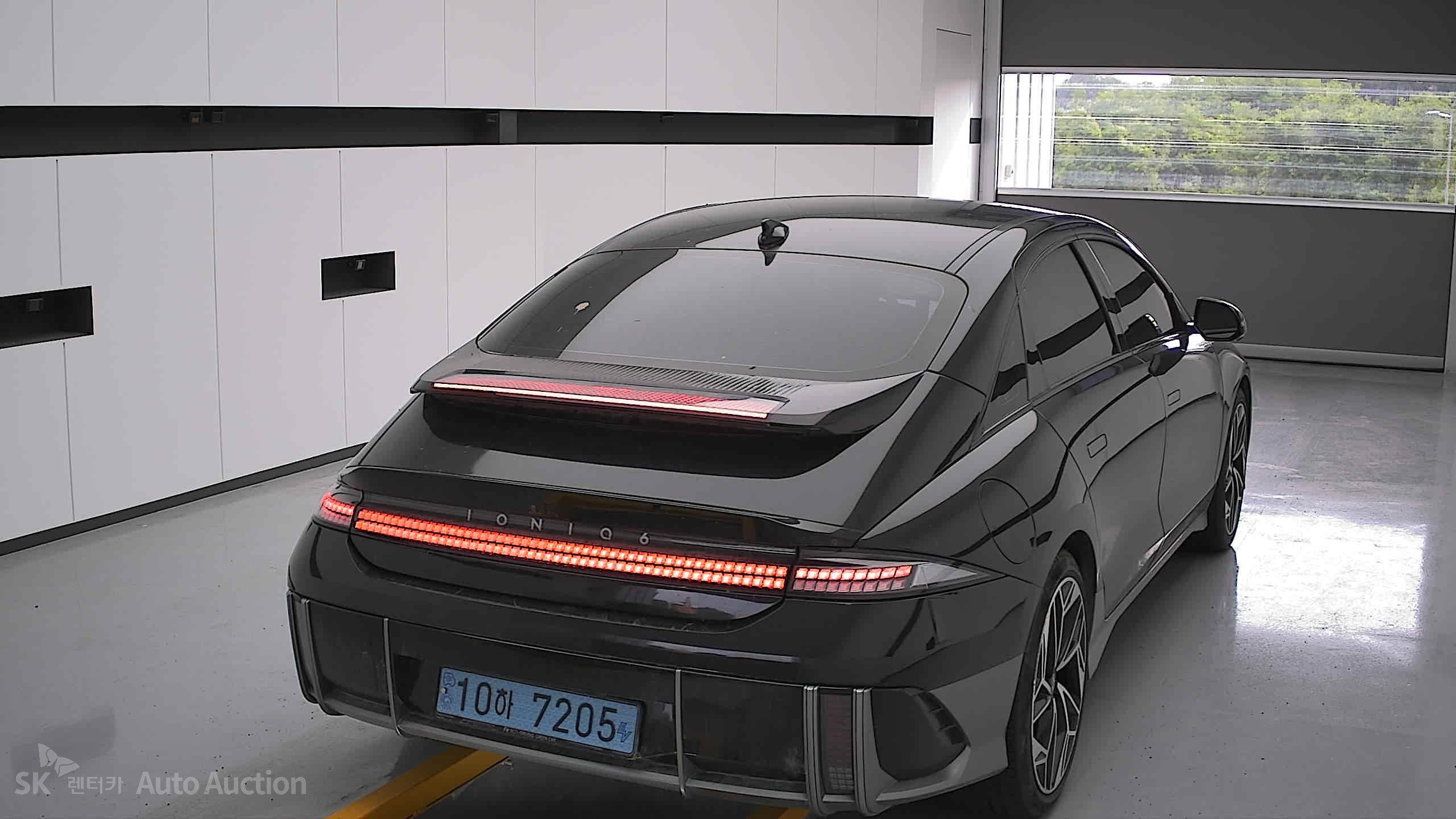 2023 - hyundai ioniq