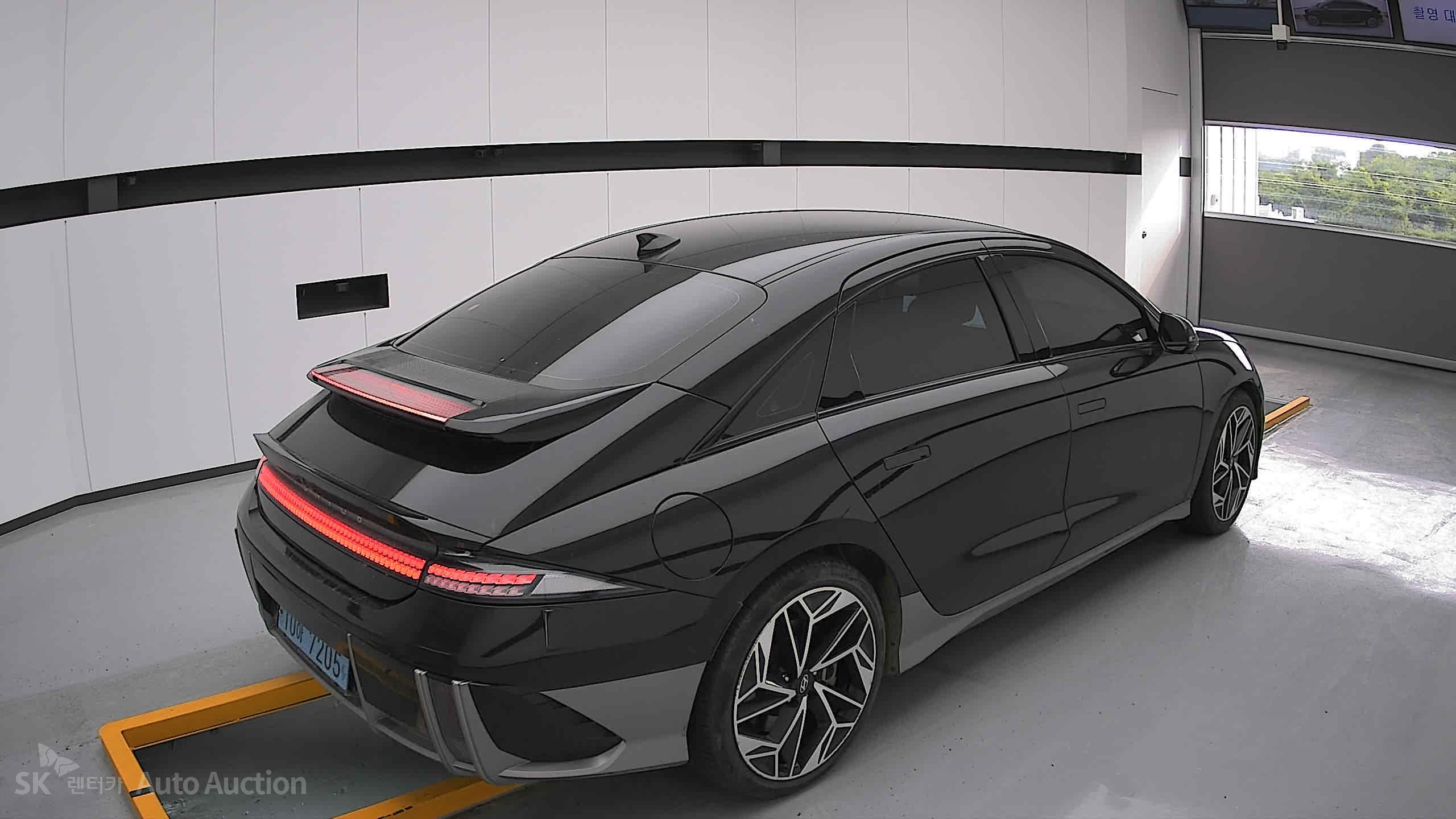 2023 - hyundai ioniq