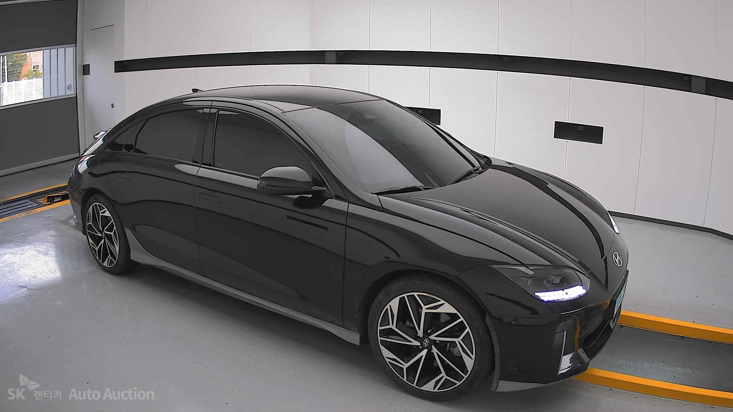 2023 - hyundai ioniq