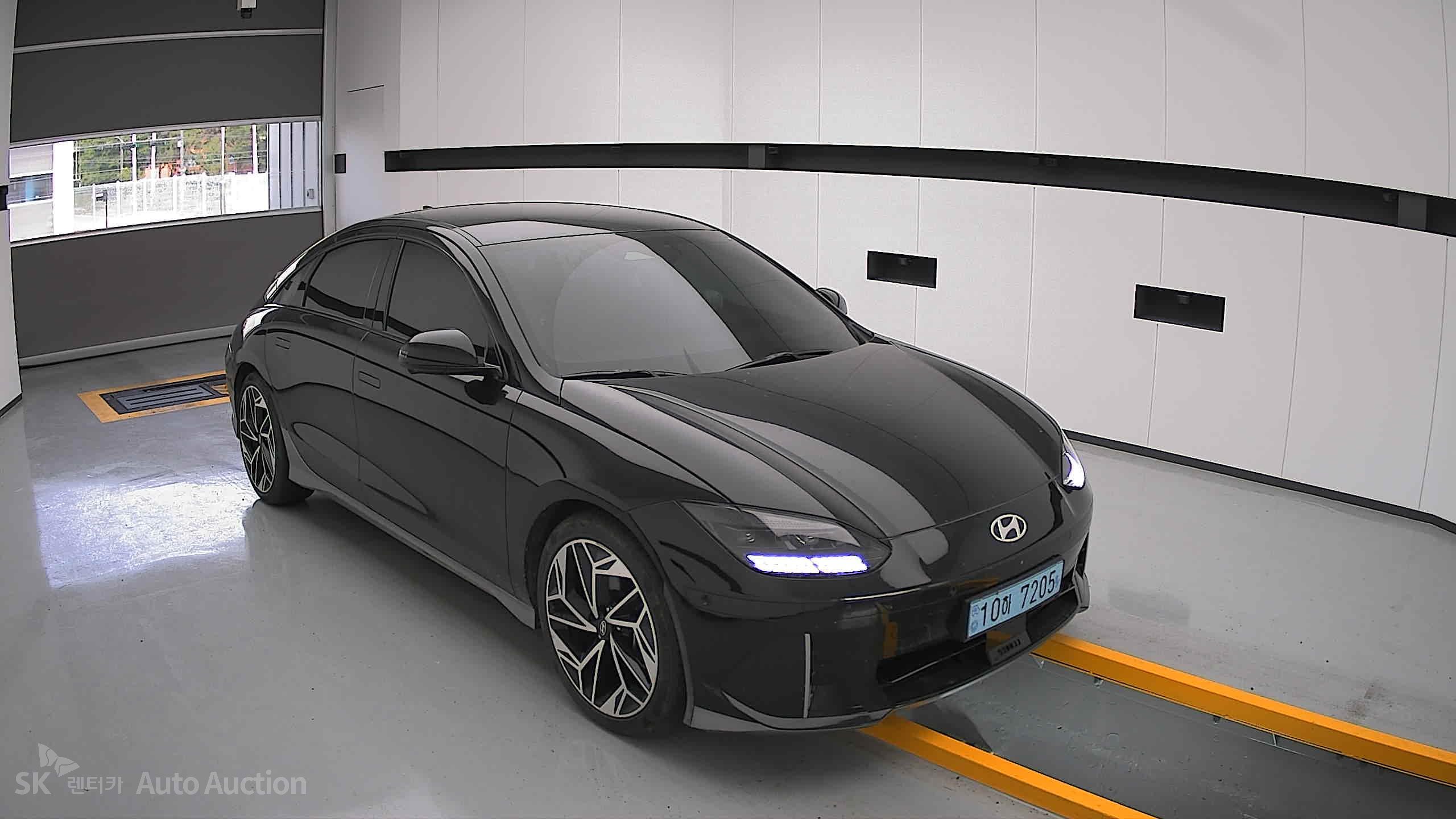 2023 - hyundai ioniq