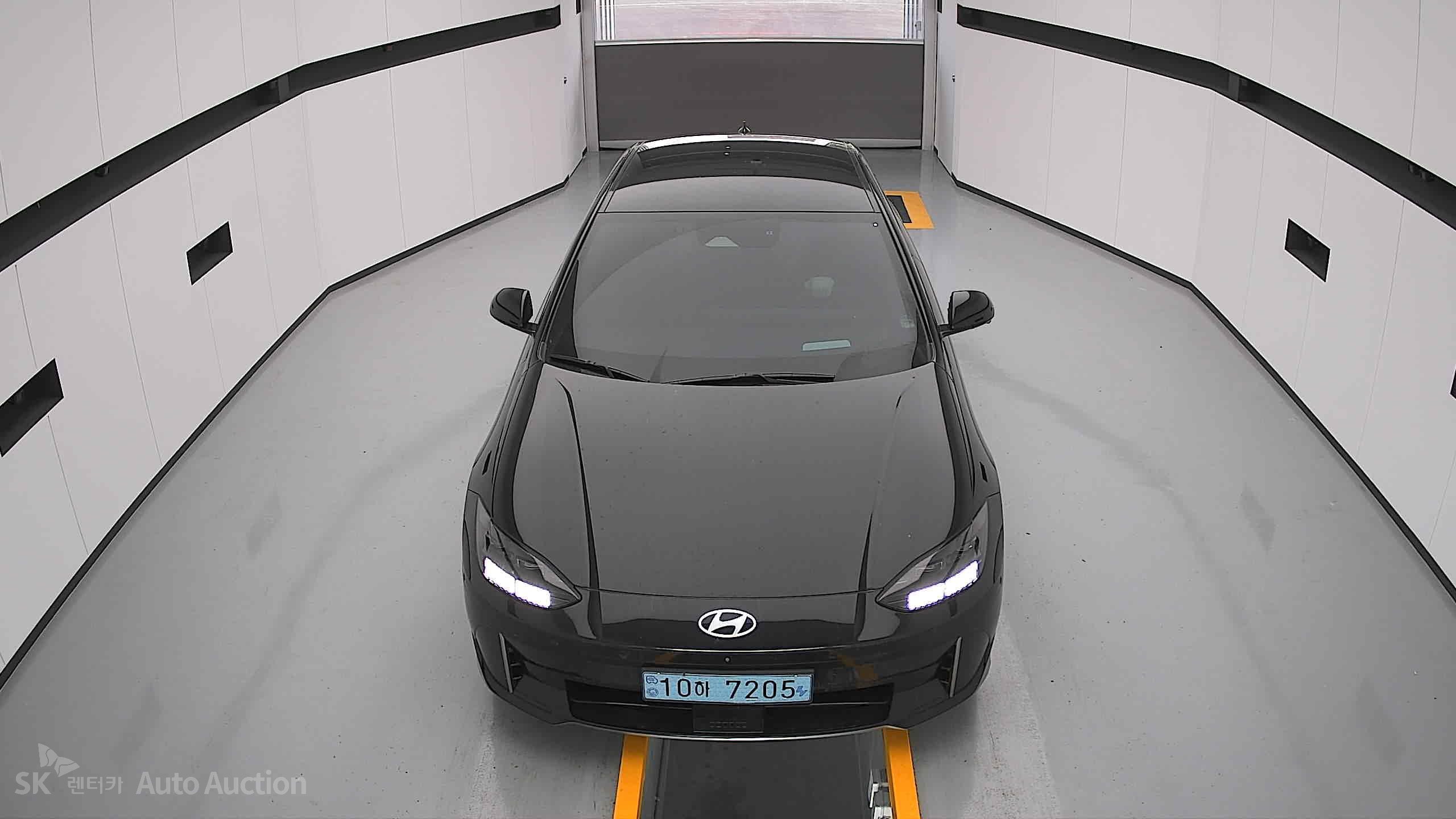 2023 - hyundai ioniq