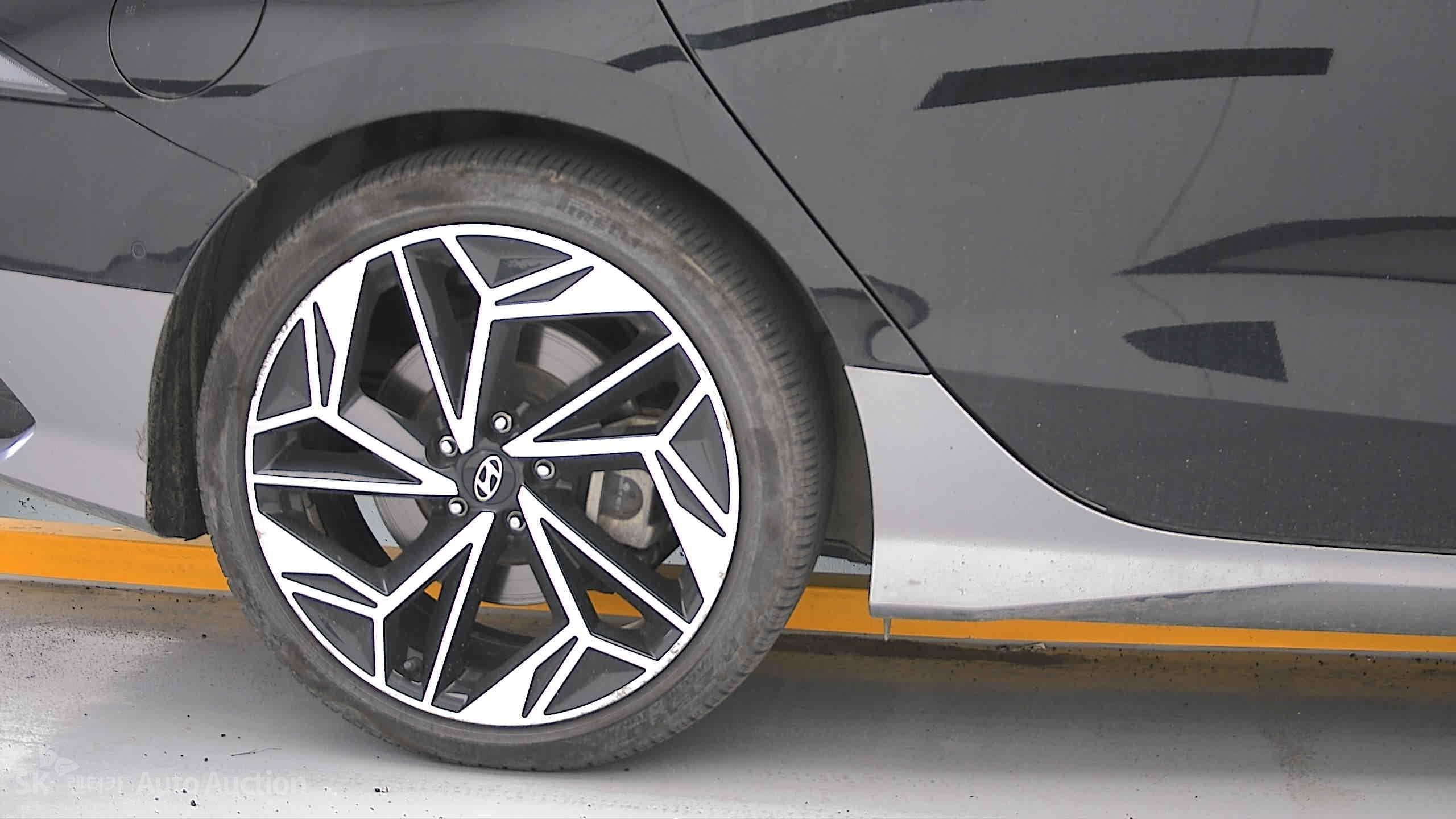 2023 - hyundai ioniq