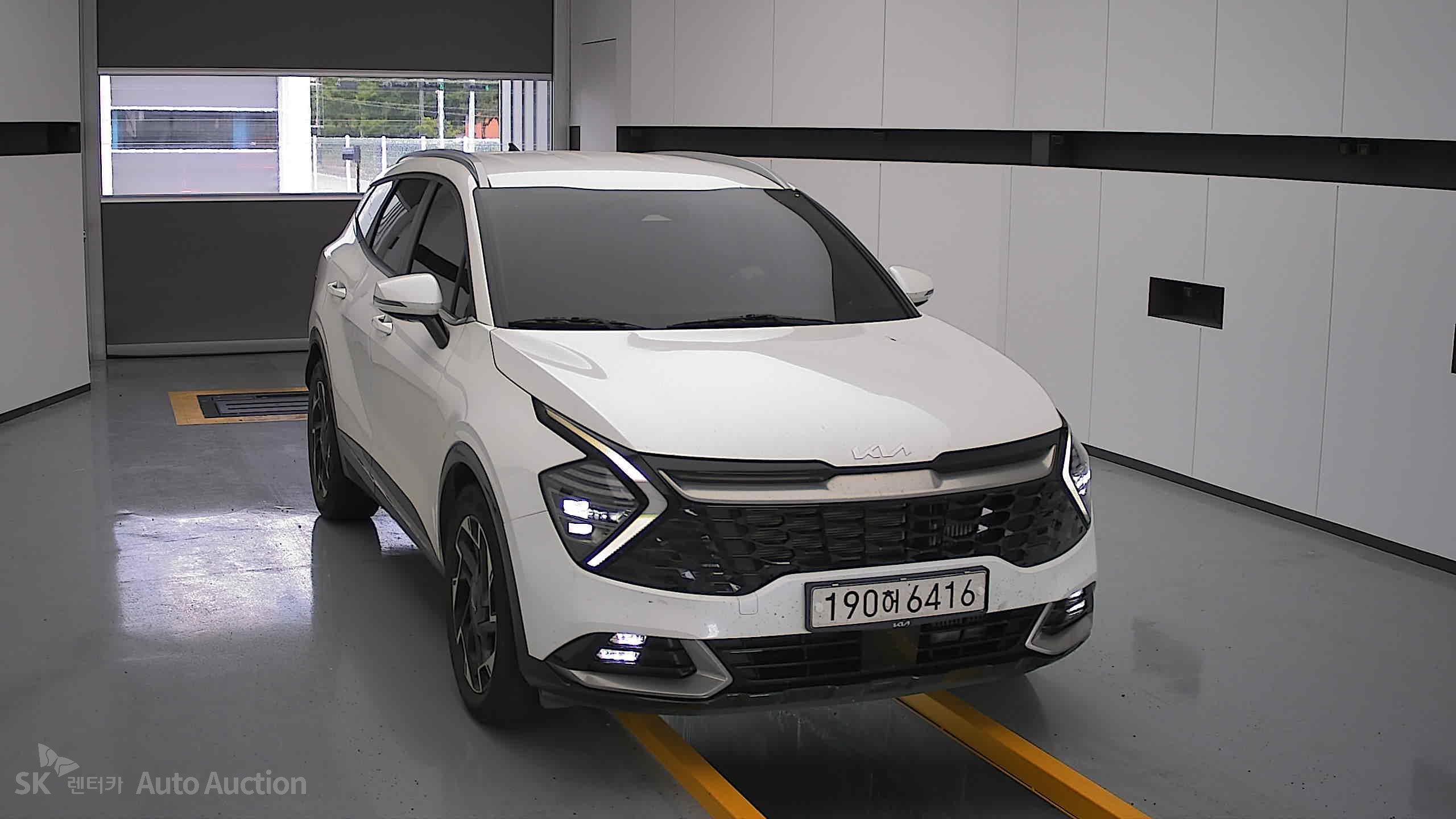 2022 - kia sportage