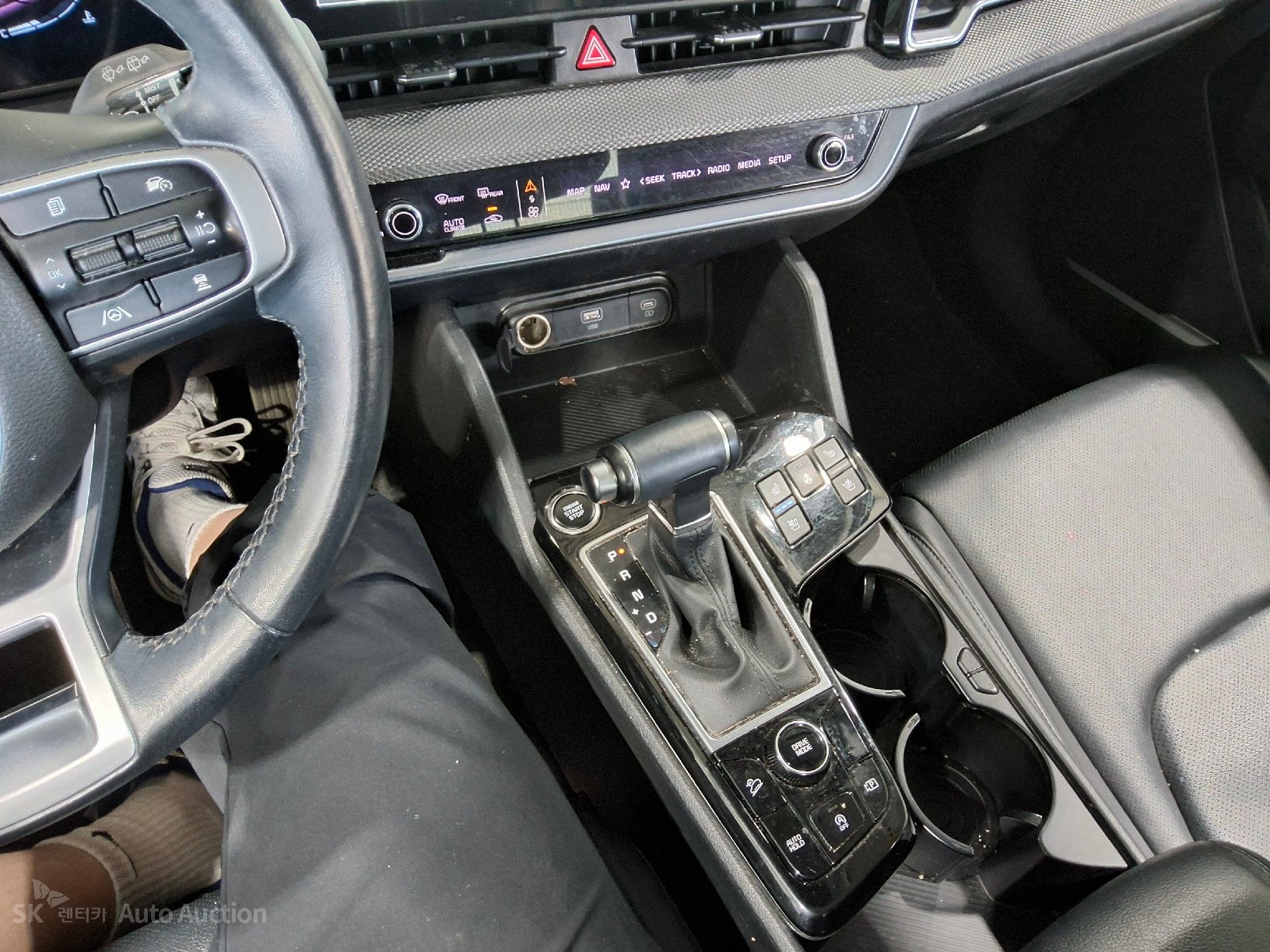 2022 - kia sportage