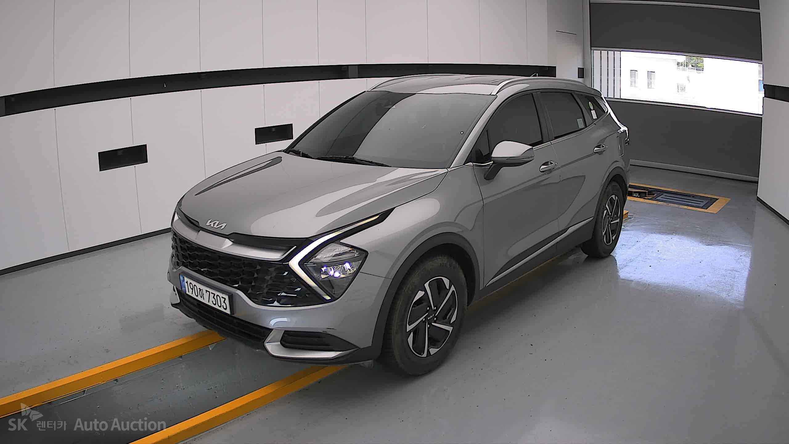 2023 - kia sportage