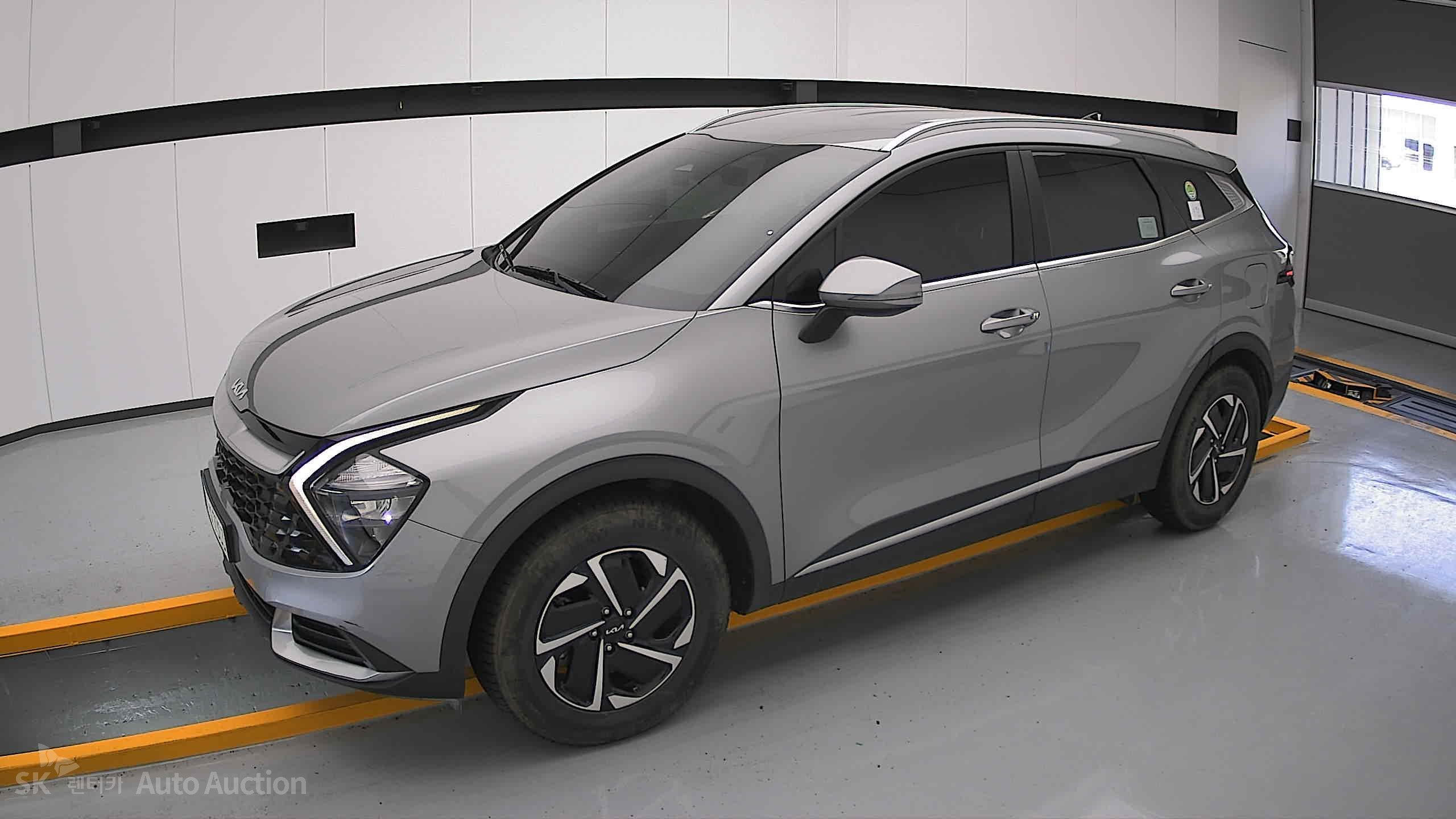 2023 - kia sportage