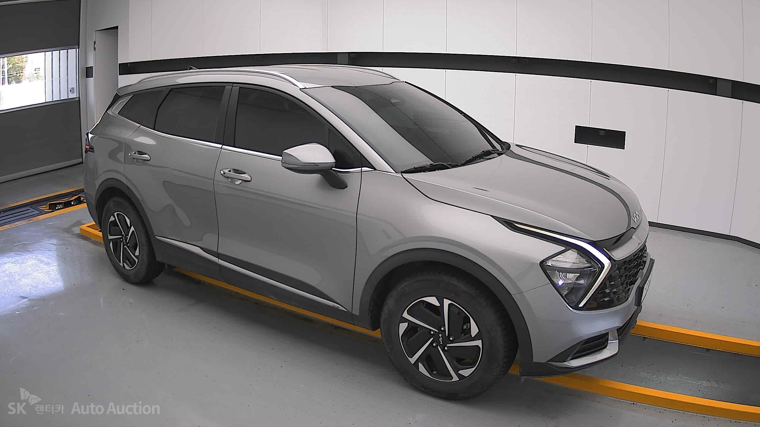2023 - kia sportage
