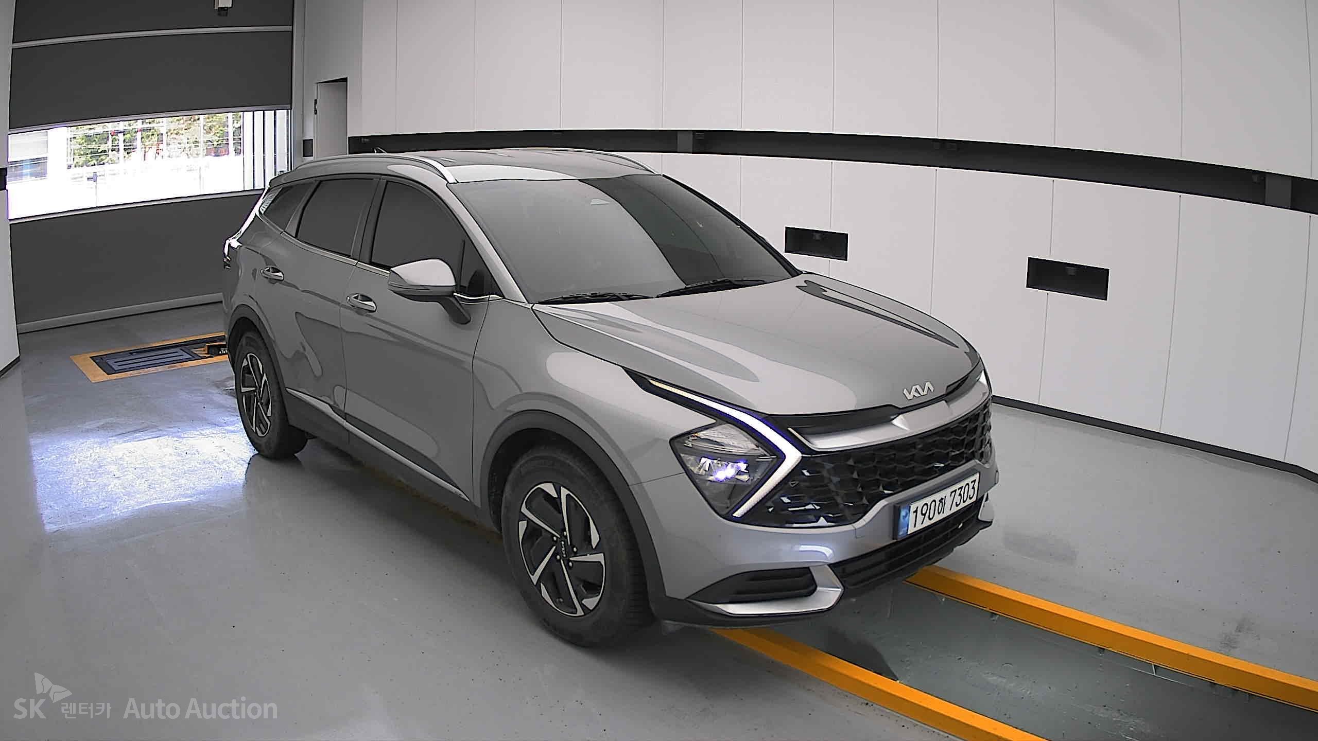 2023 - kia sportage