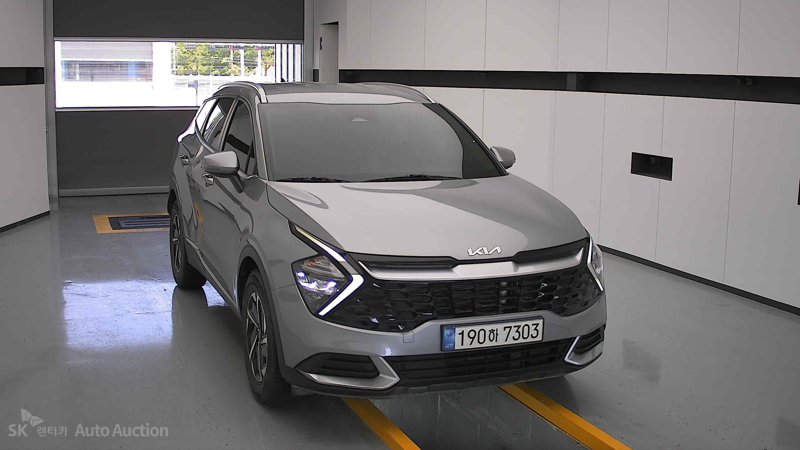 2023 - kia sportage