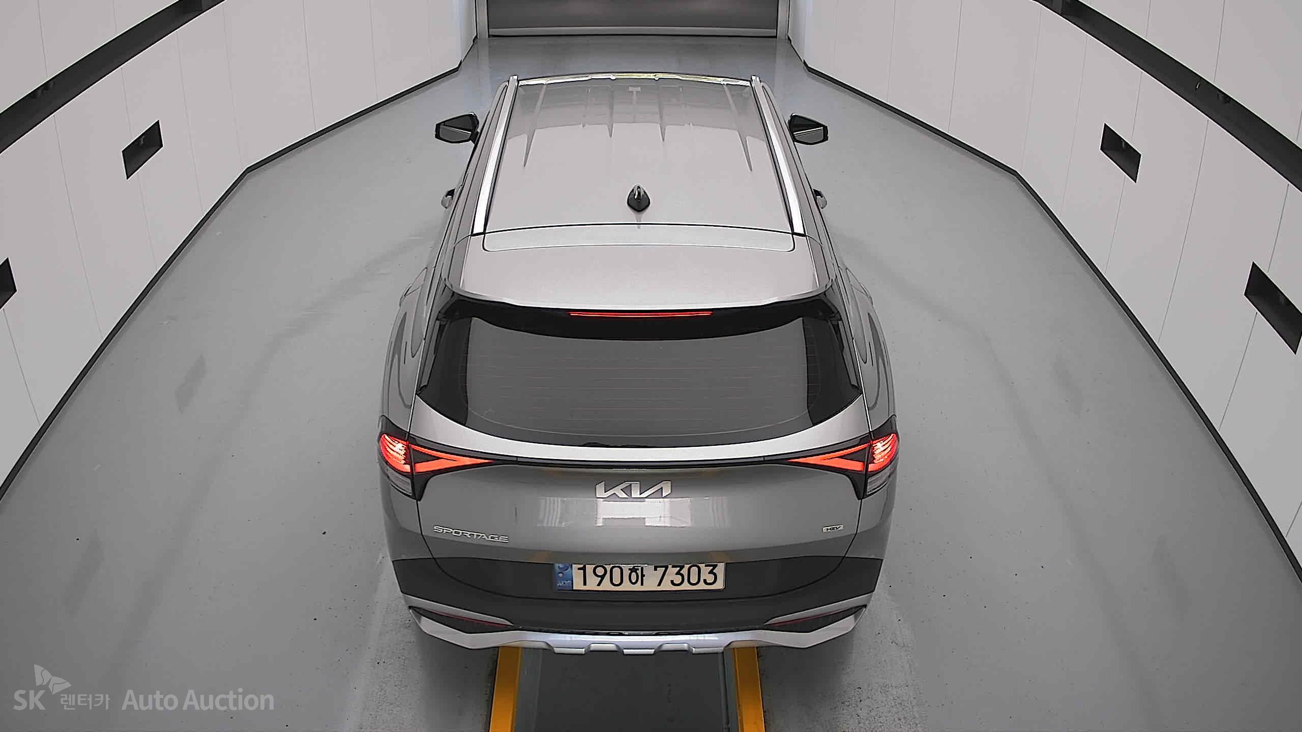 2023 - kia sportage