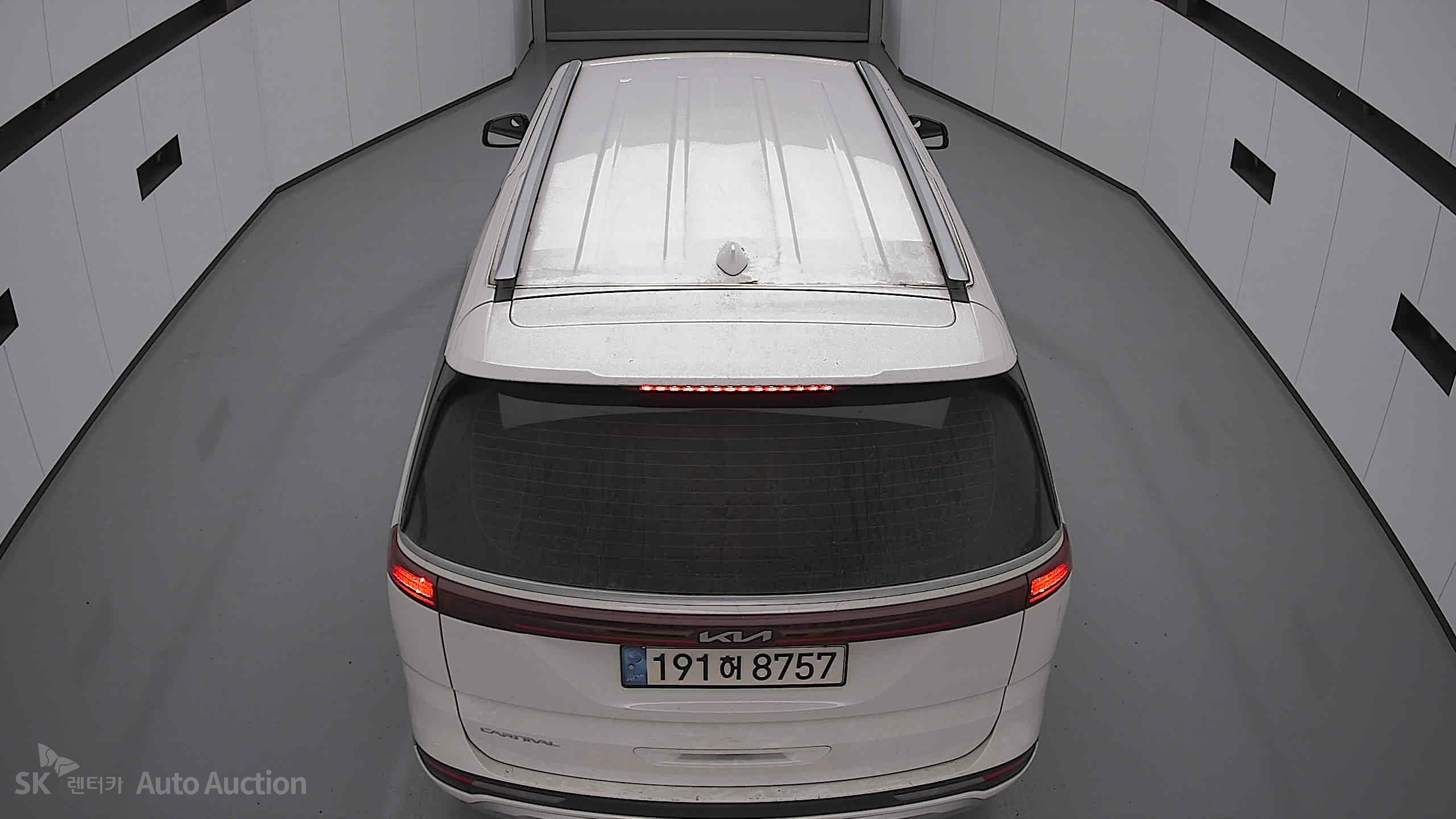 2023 - kia carnival