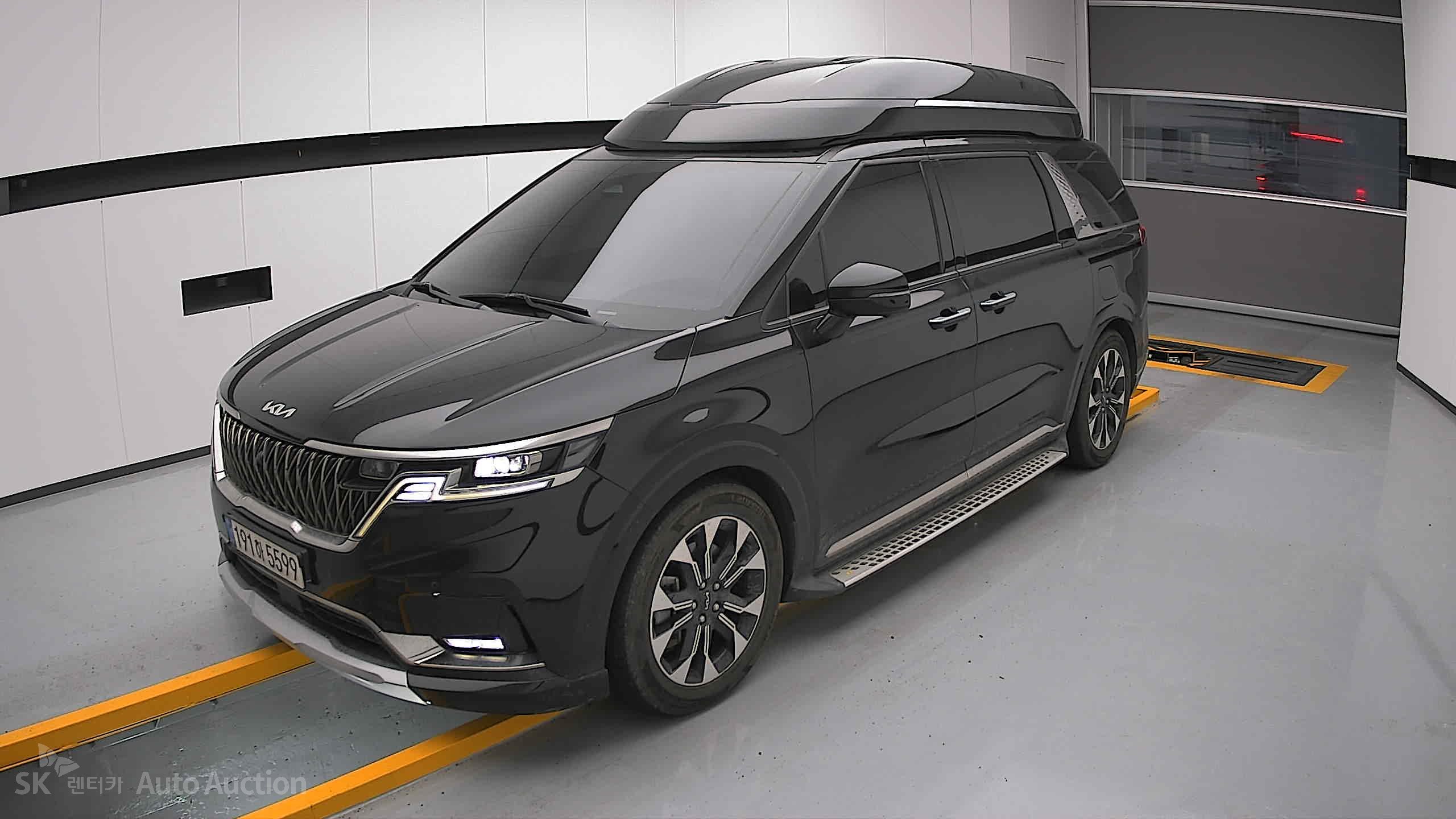 2022 - kia carnival