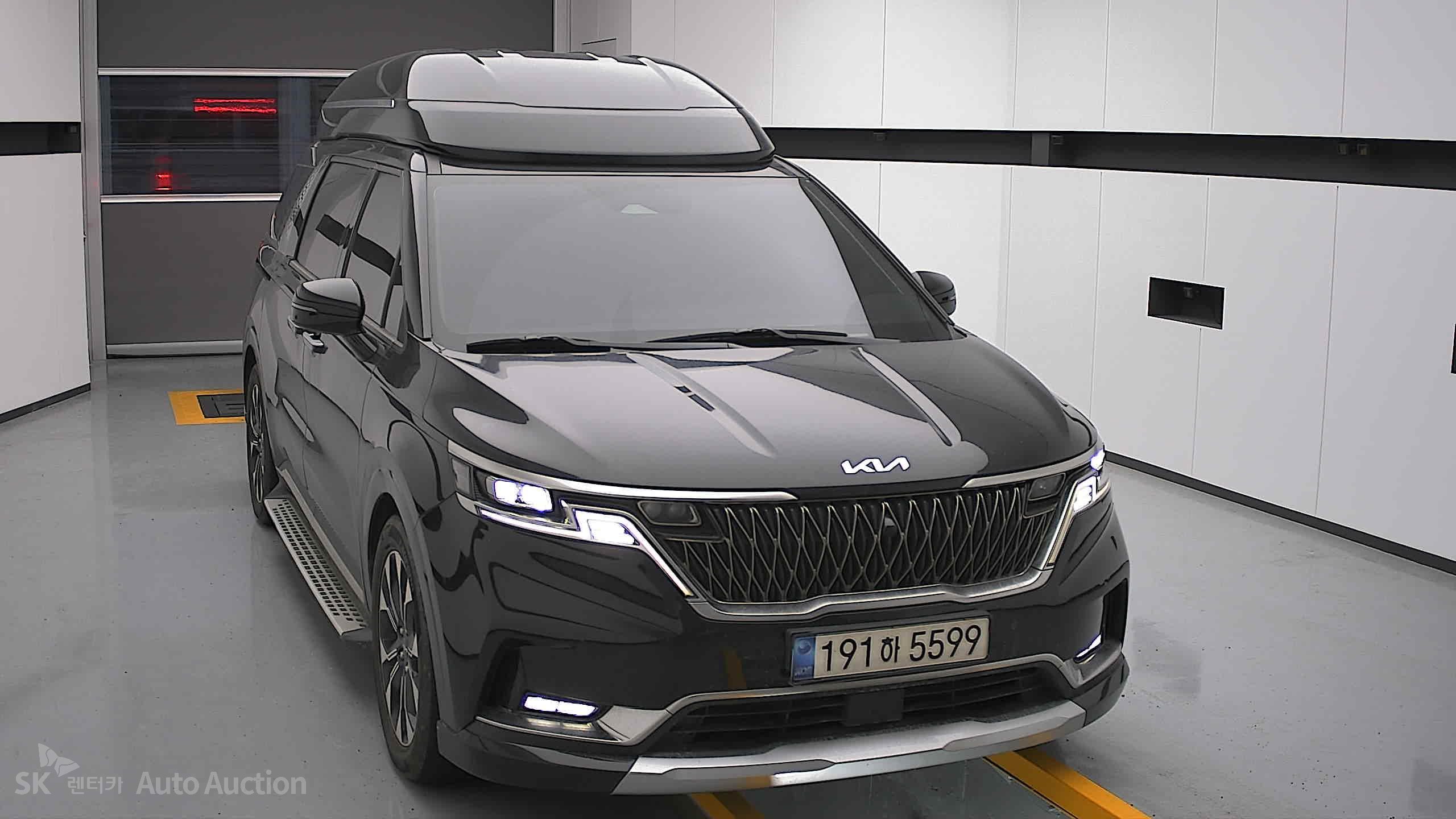 2022 - kia carnival