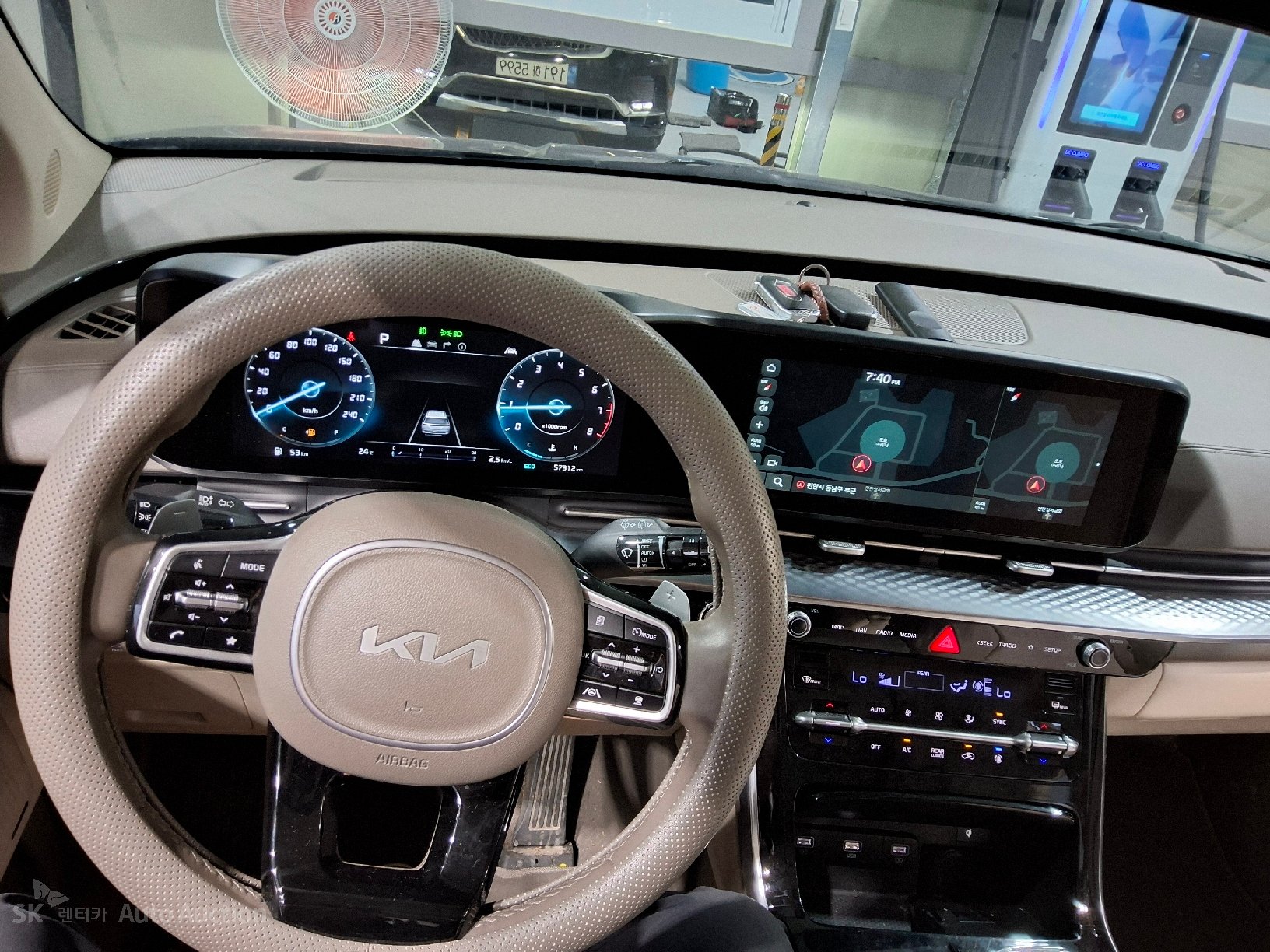 2022 - kia carnival