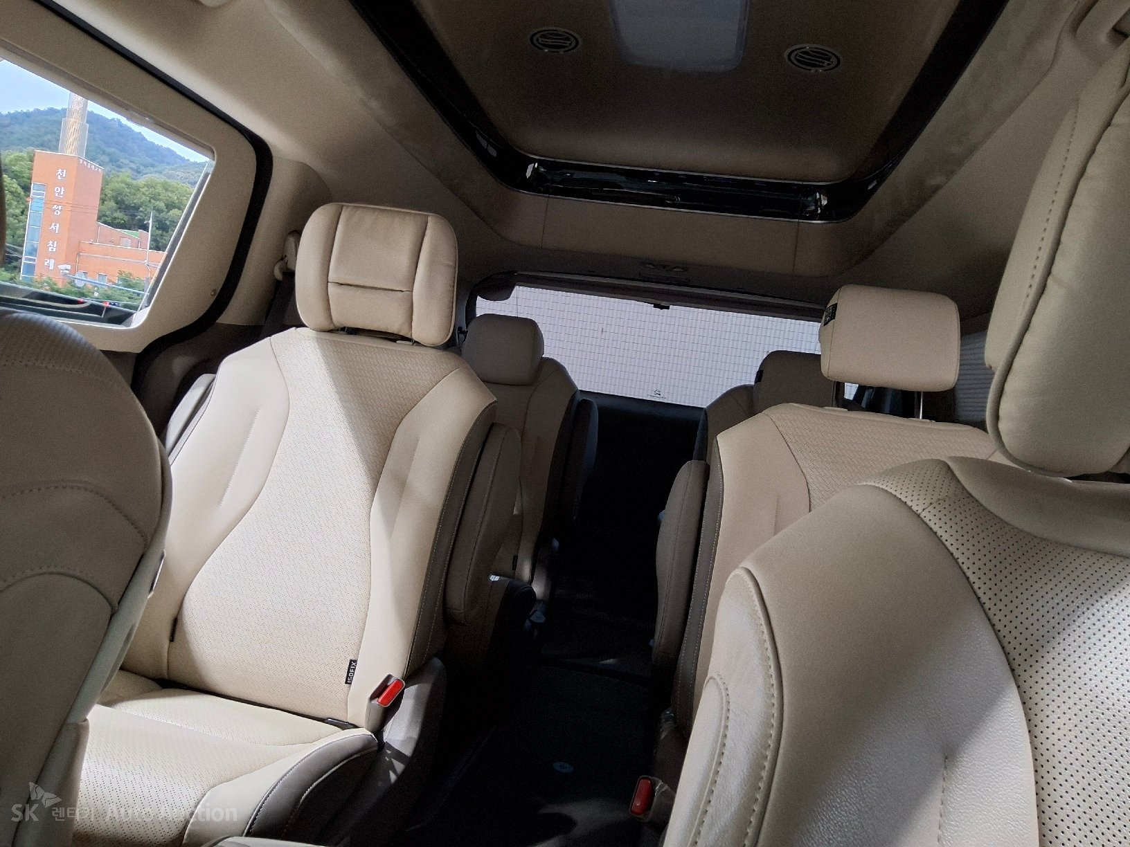 2022 - kia carnival
