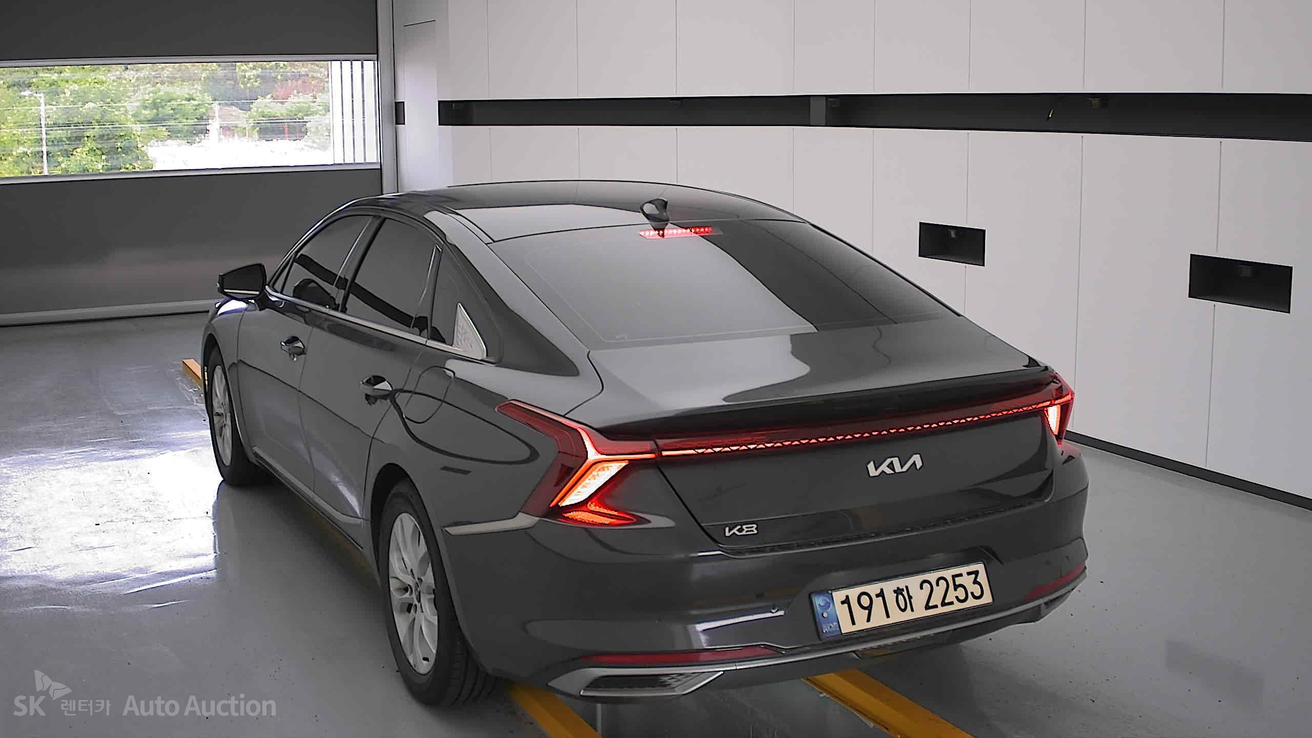 2023 - kia k8