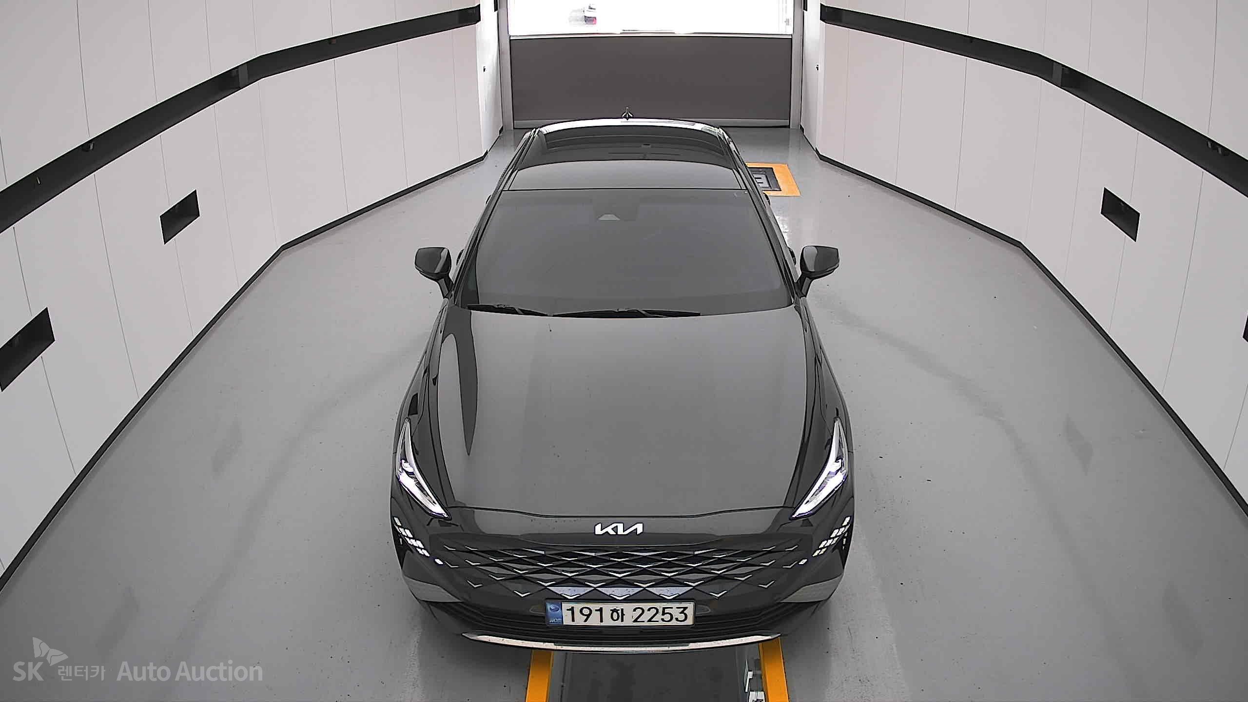 2023 - kia k8
