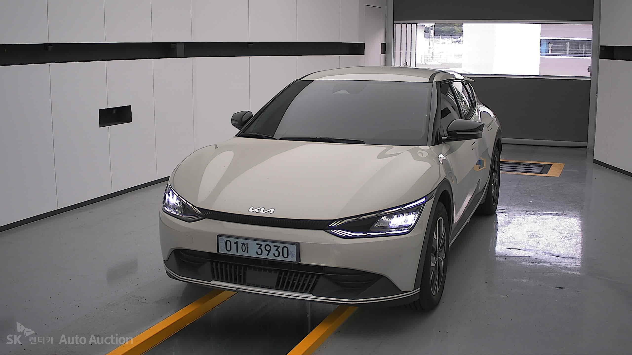 2022 - kia ev6